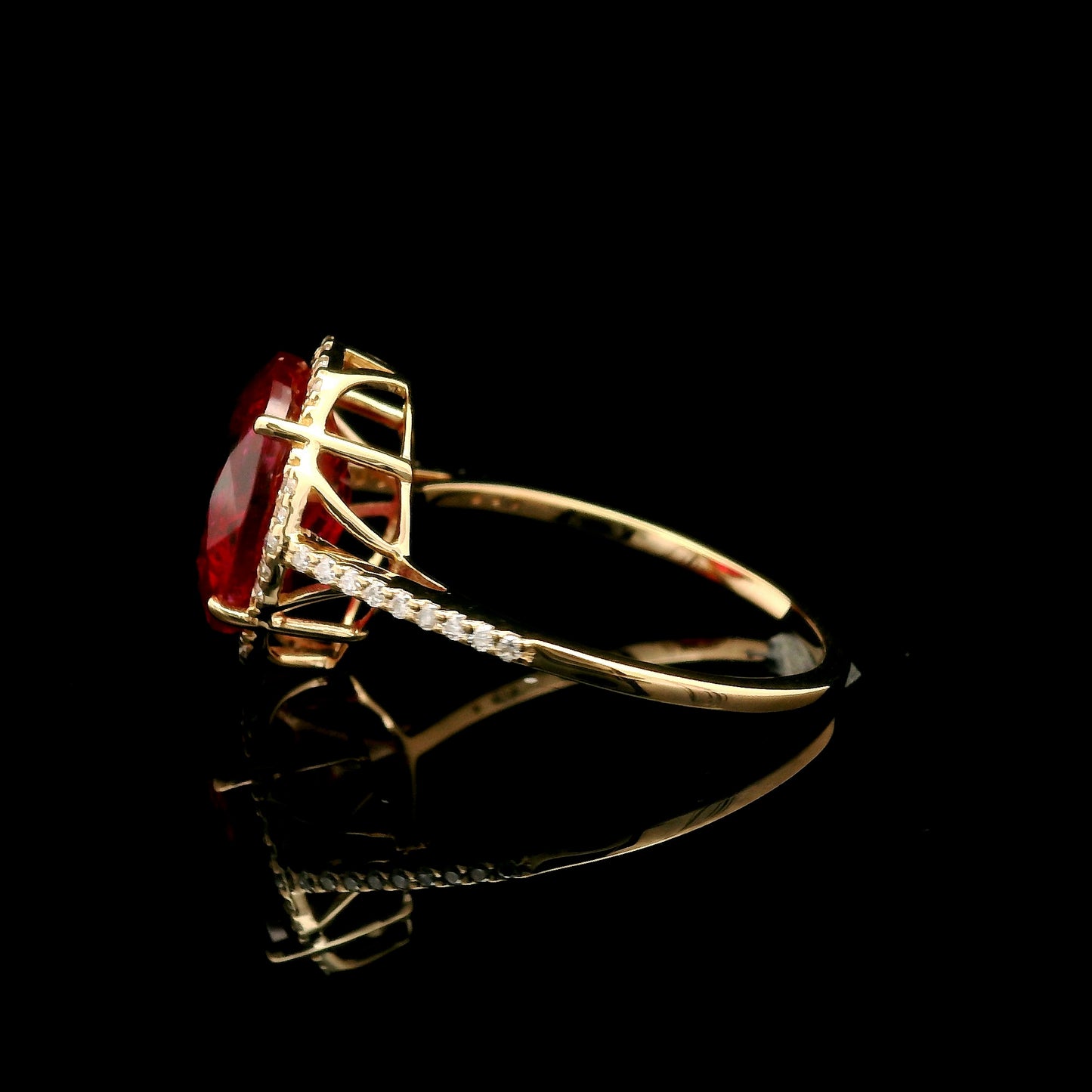 4.60 Ct Oval Mixed Cut Lab Grown Ruby 14K Gold Ring