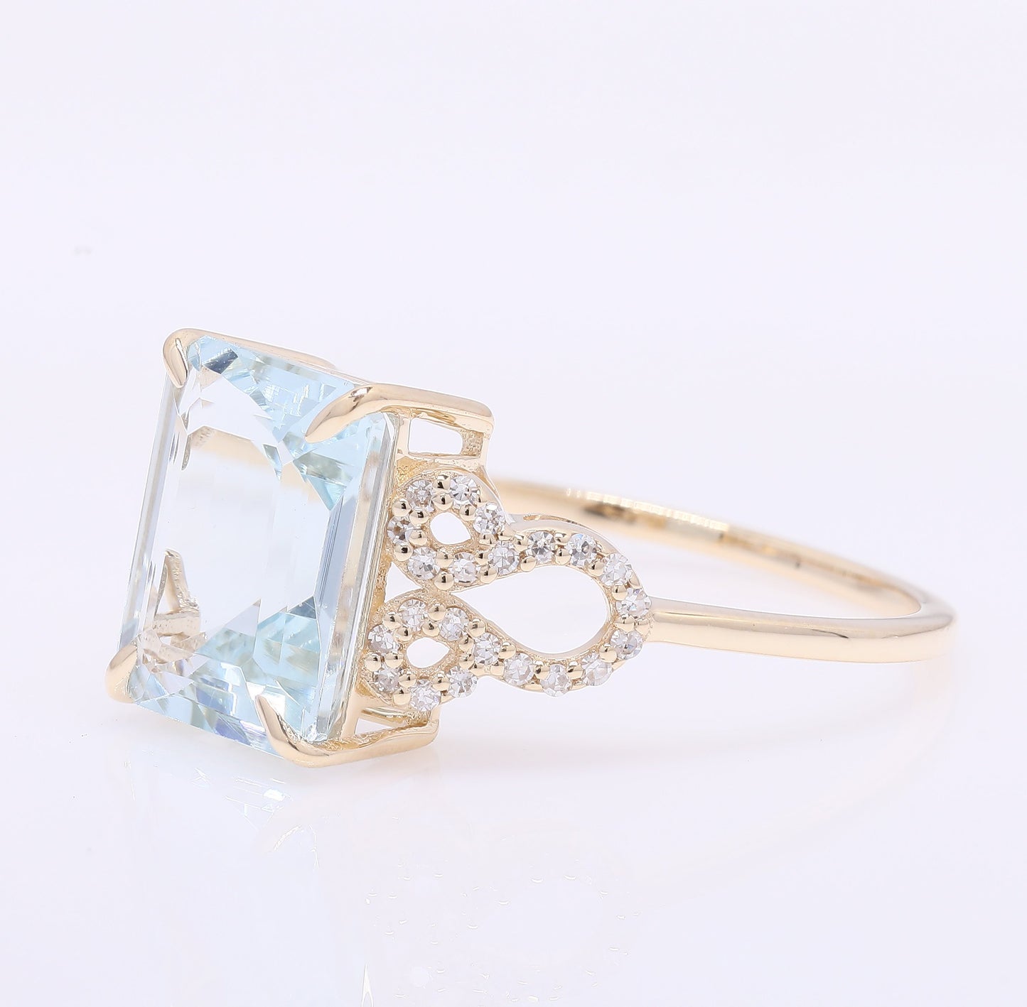 3.03 Ct Octagon Step Cut Natural Aquamarine 14K Gold Ring