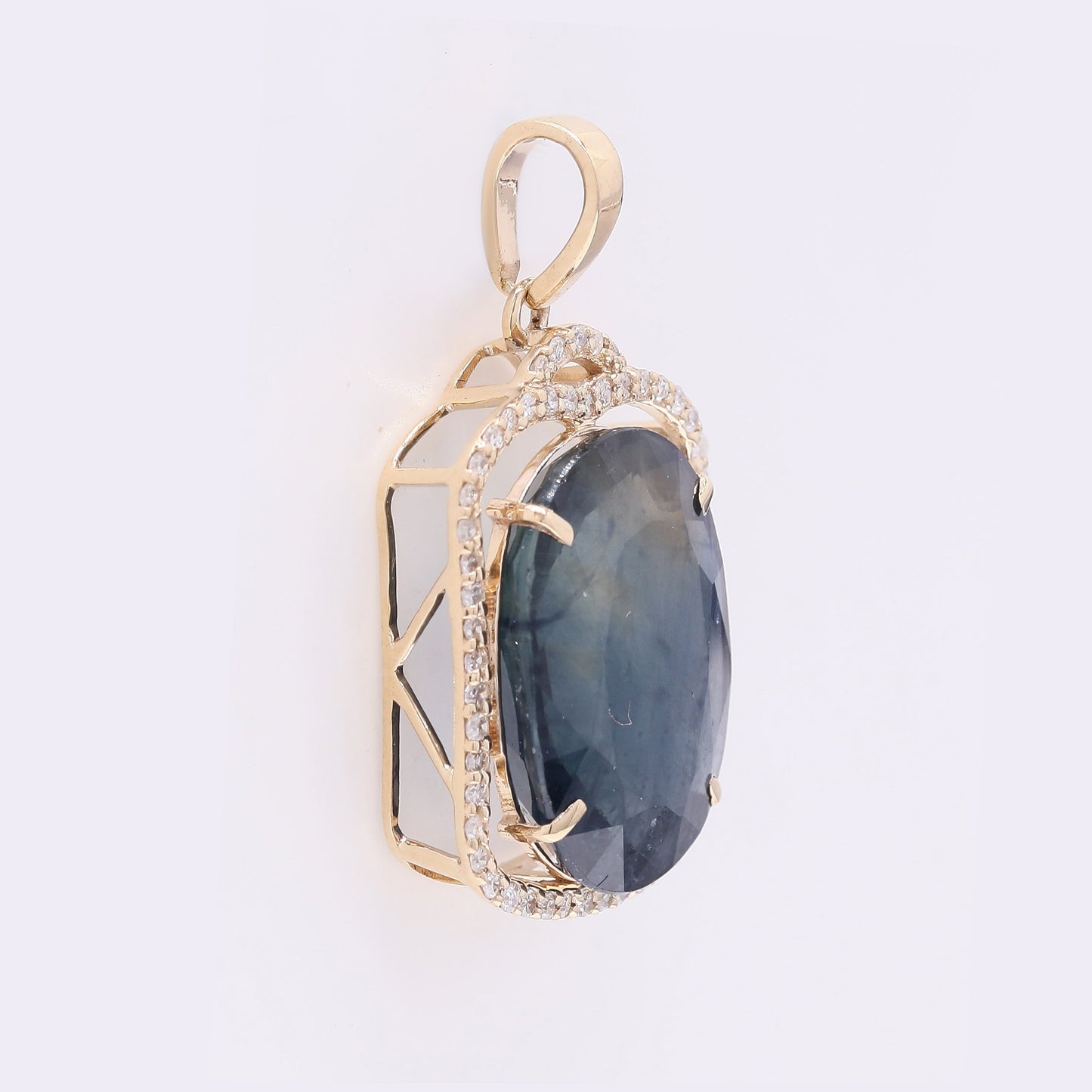 8.35 Ct Oval Mixed Cut Natural Corundum Sapphire 14K Gold Pendant