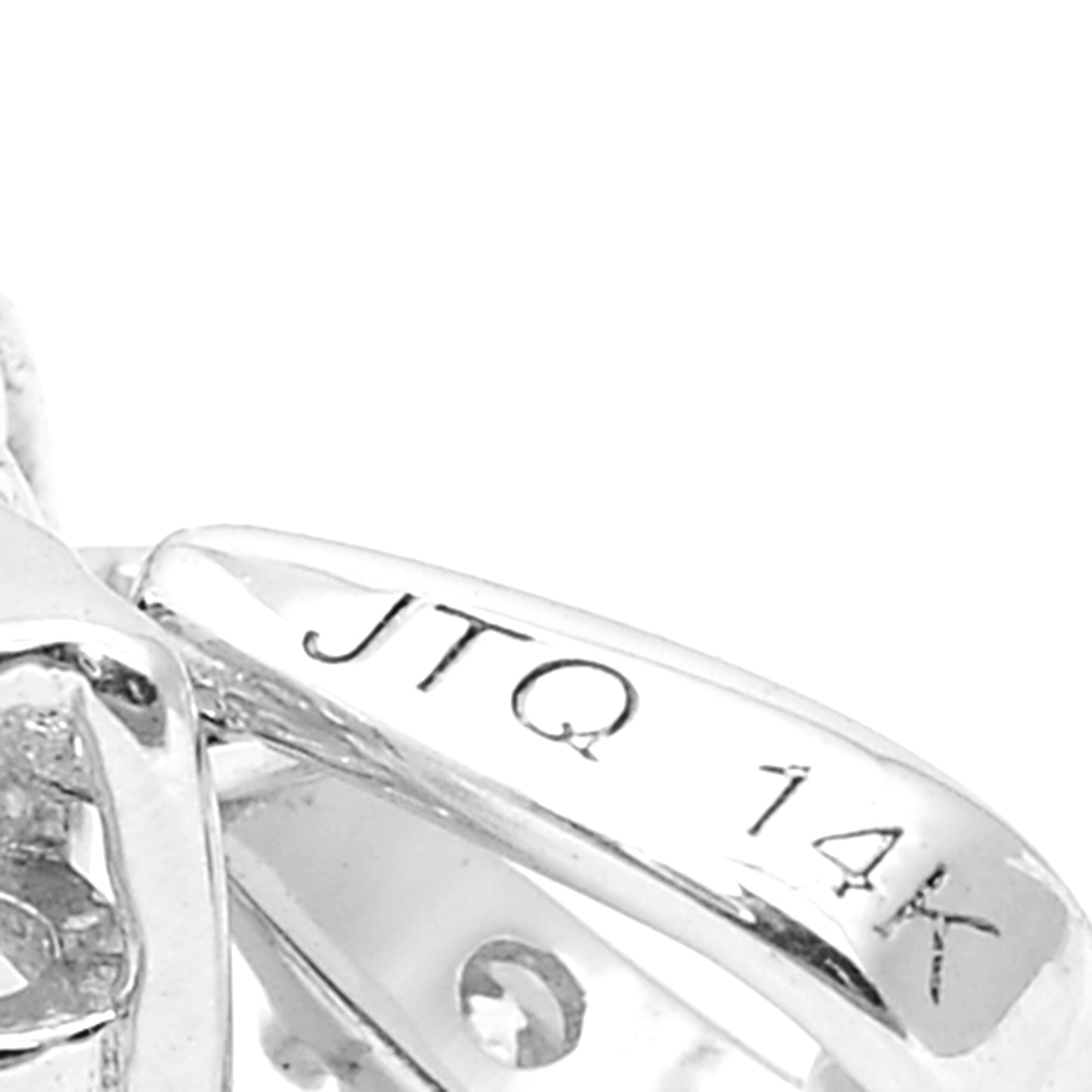 2.37 Carats Lab Grown Diamond 14K Gold Pendant