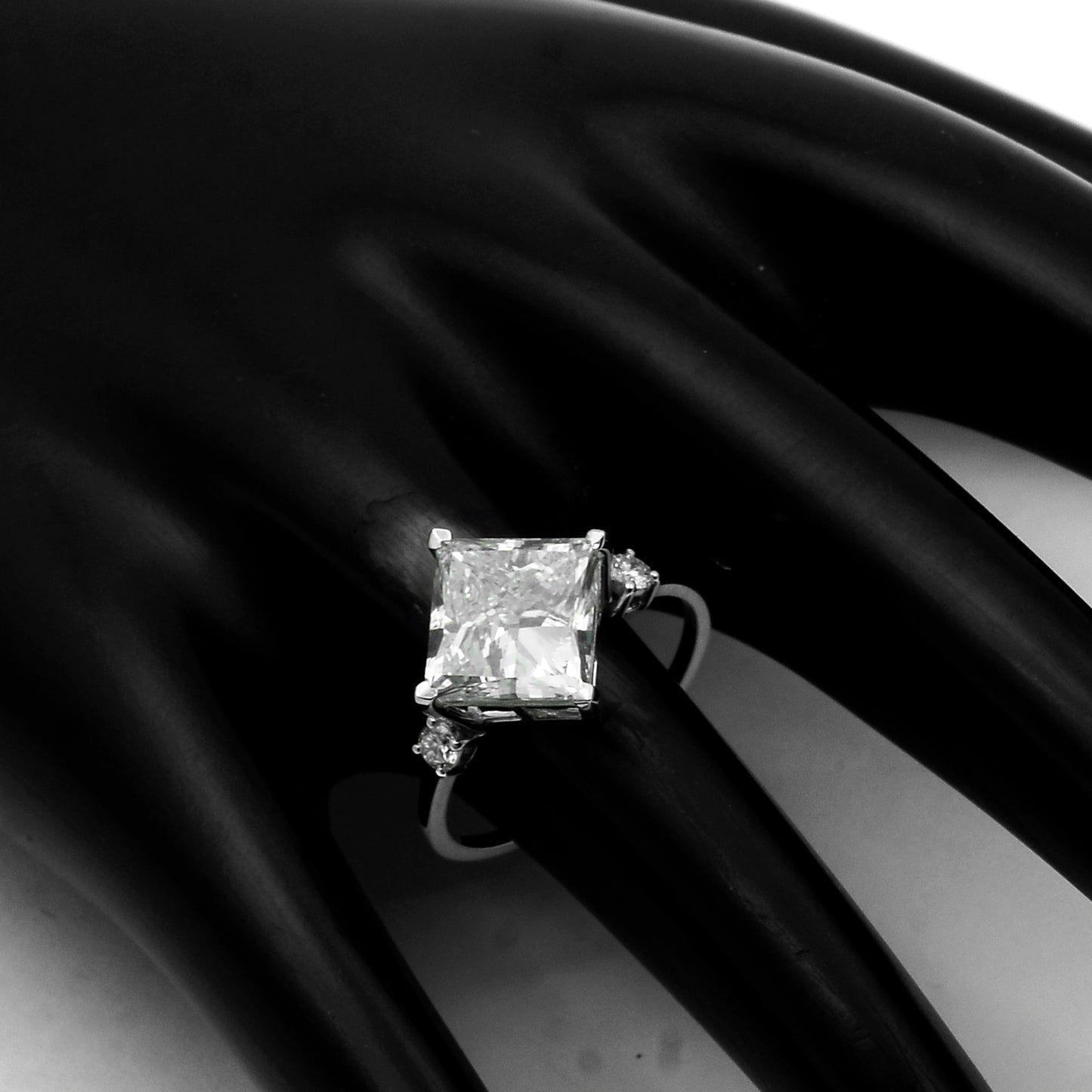 4.13 Carats Lab Grown Diamond 14K Gold Ring