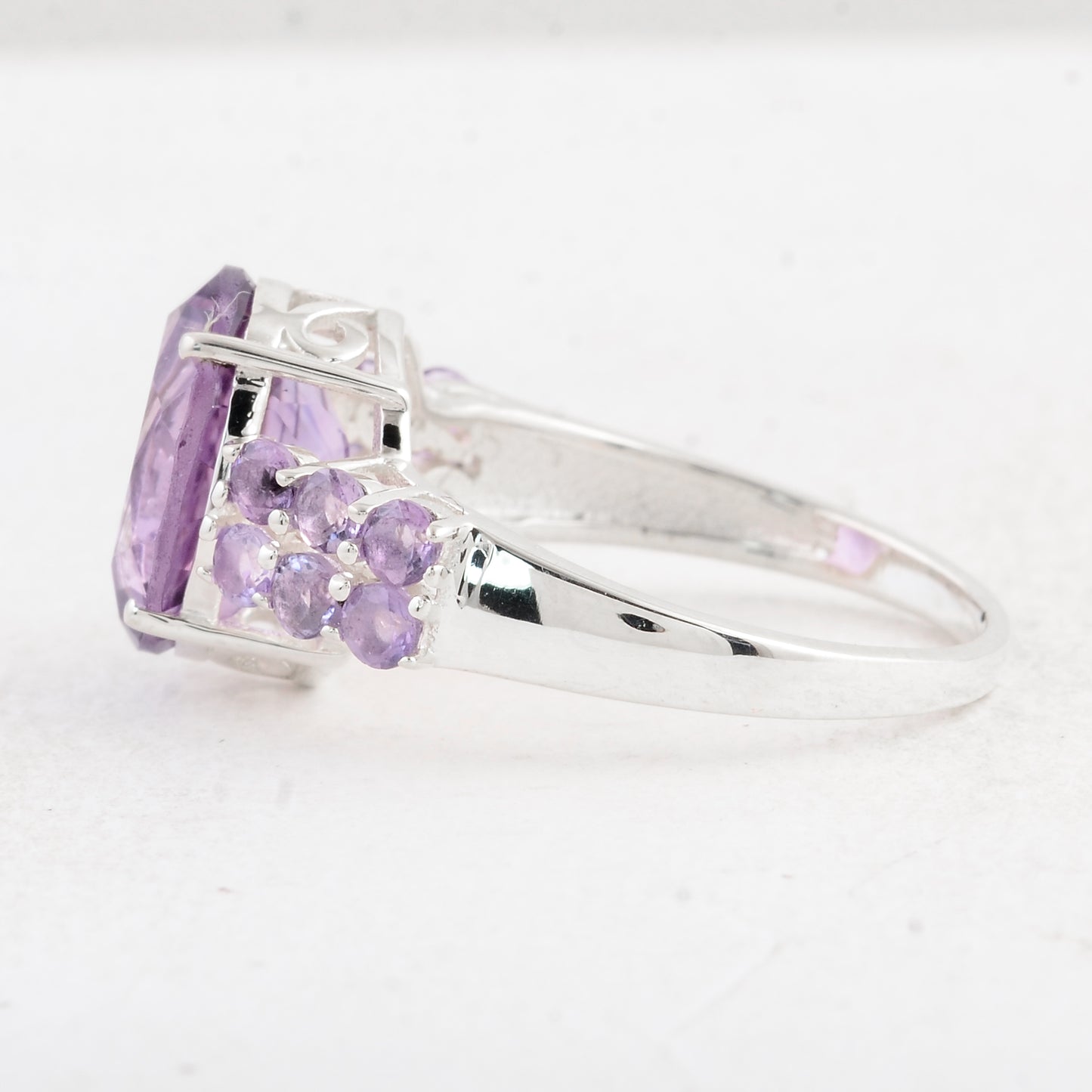 5.24 Ct Oval Amethyst 925 Sterling Silver Ring