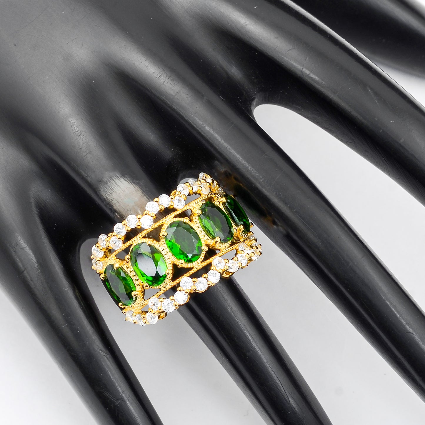 5.78 Ct Oval Chrome Diopside, White Zircon 925 Sterling Silver Ring