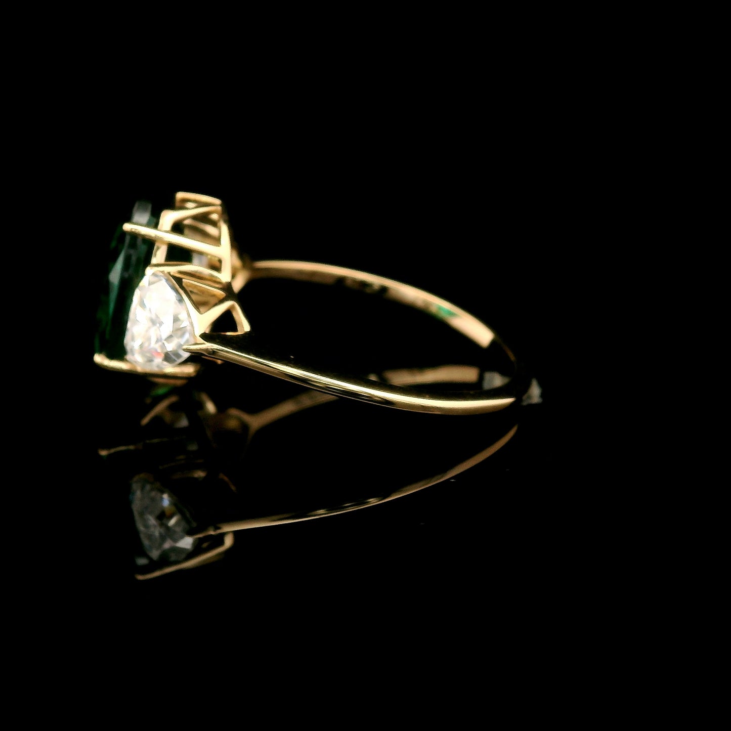 4.07 Ct Oval Mixed Cut Lab Grown Emerald 14K Gold Ring