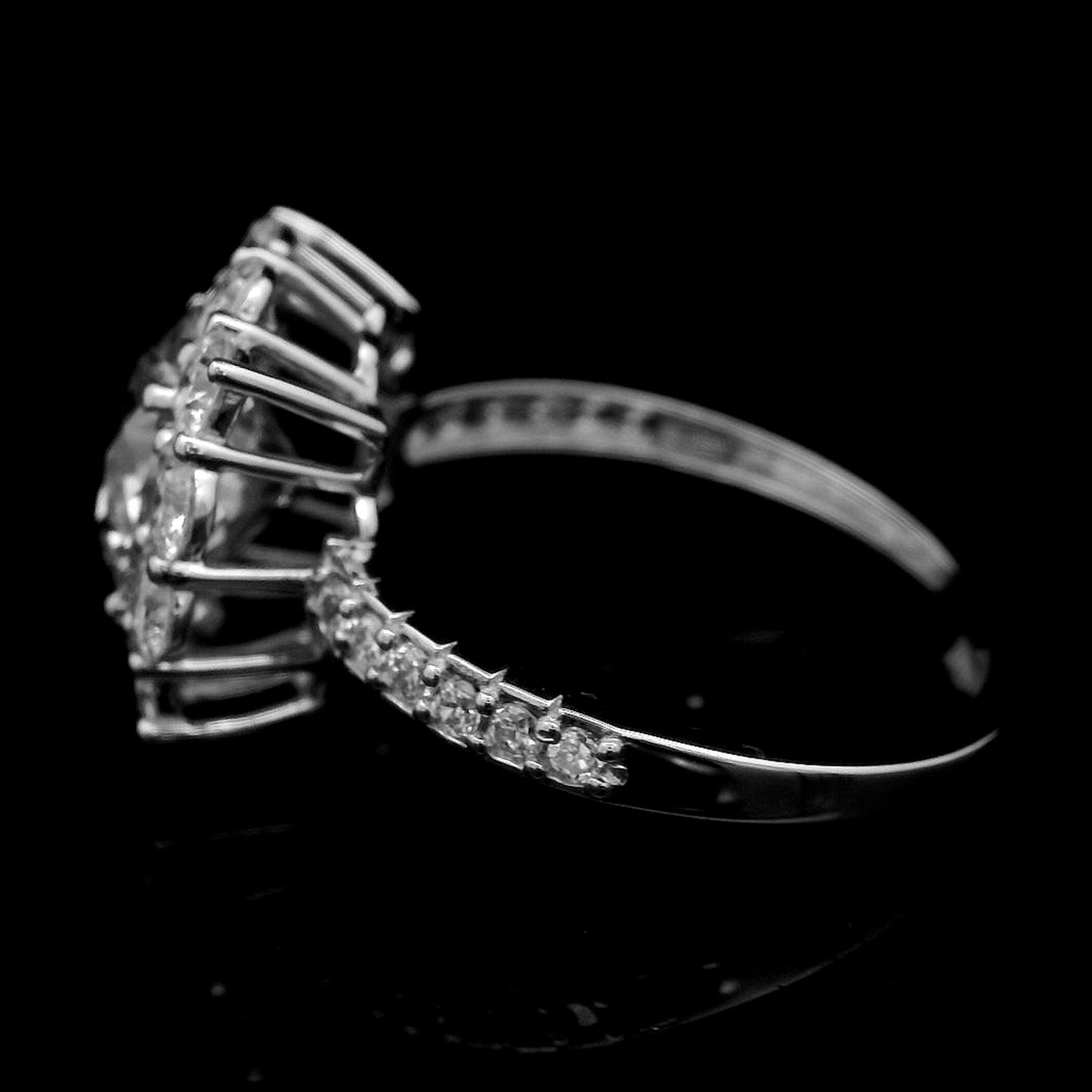 3.18 Carats Lab Grown Diamond 14K Gold Ring