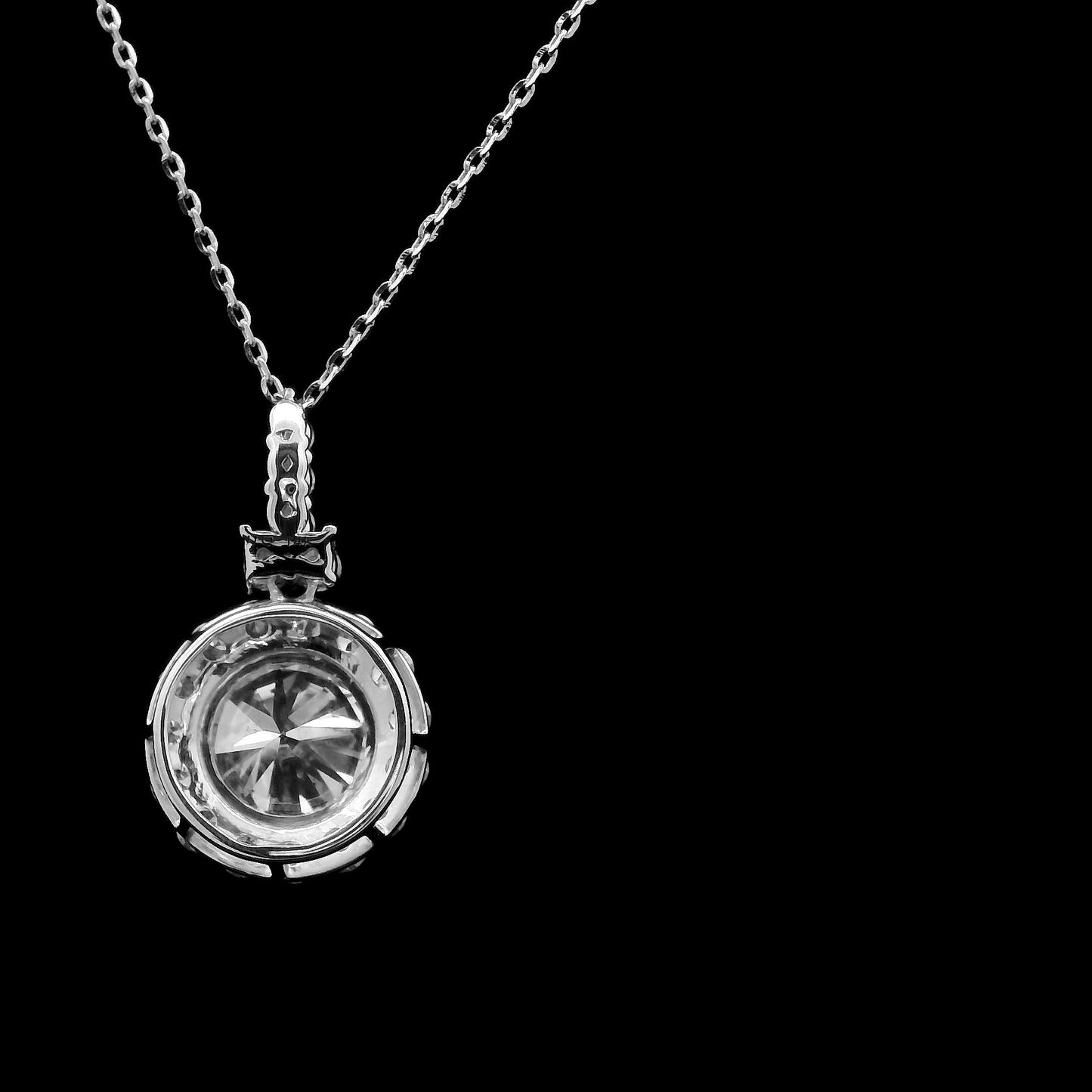2.19 Carats Lab Grown Diamond 14K Gold Pendant