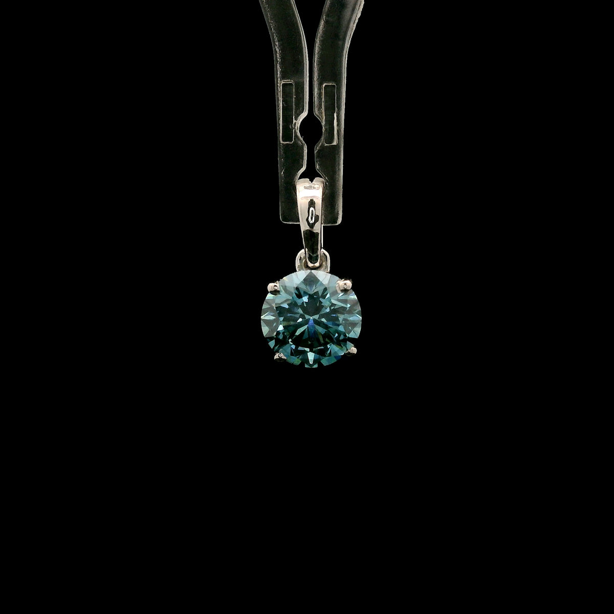 1.05 Carats Blue Lab Grown Diamond 14K Gold Pendant