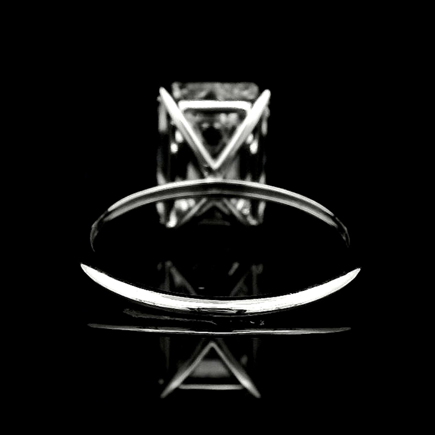 5.65 Carats Lab Grown Diamond 14K Gold Ring