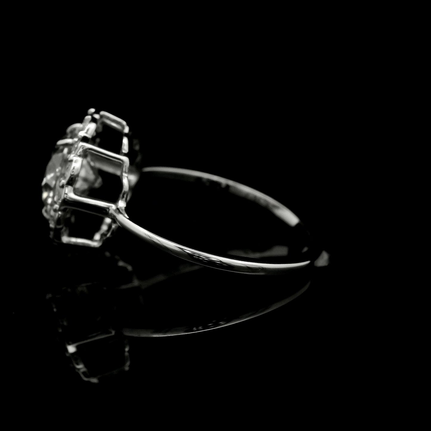 2.29 Carats Lab Grown Diamond 14K Gold Ring