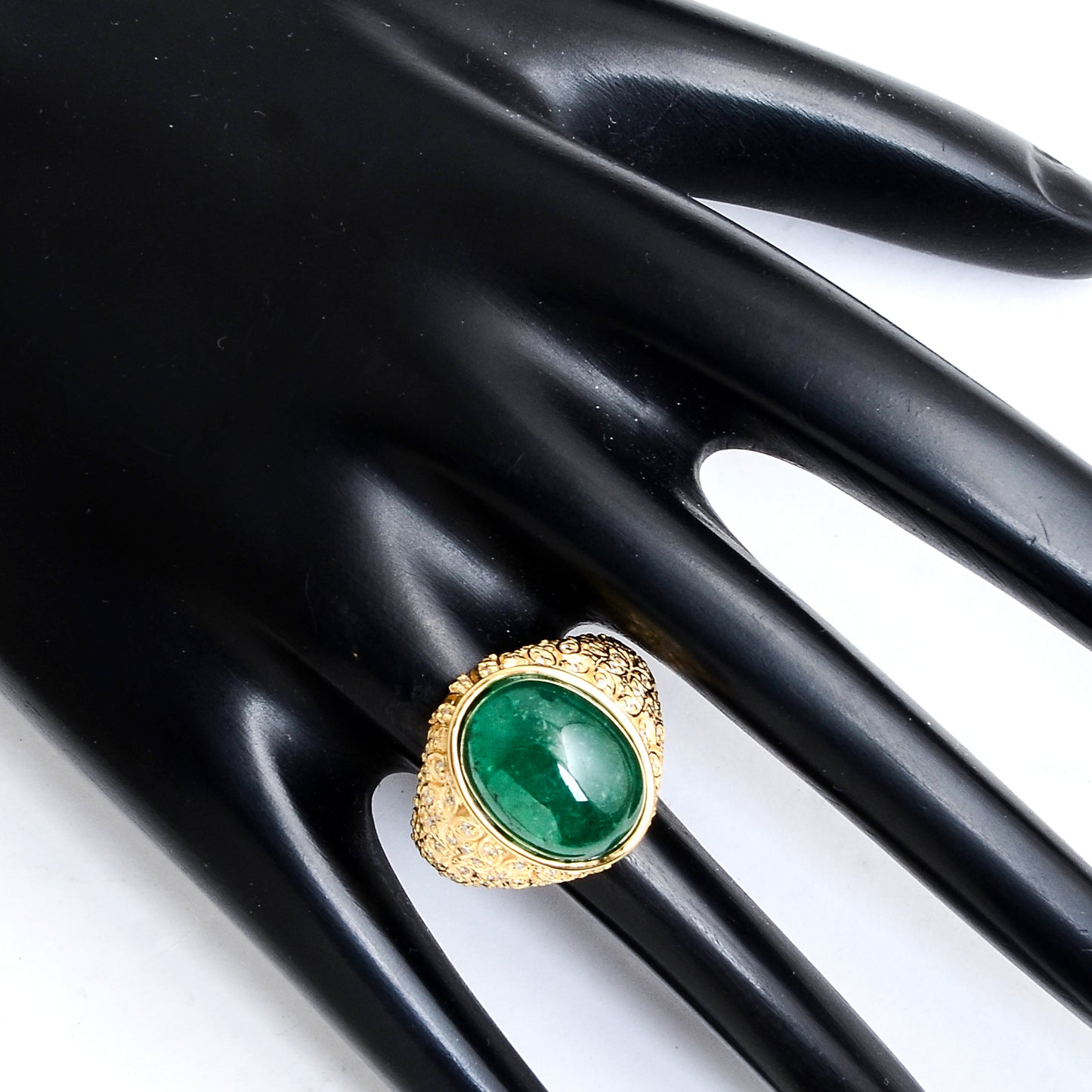 9.88 Carat Natural Beryl Emerald 14K Gold Ring