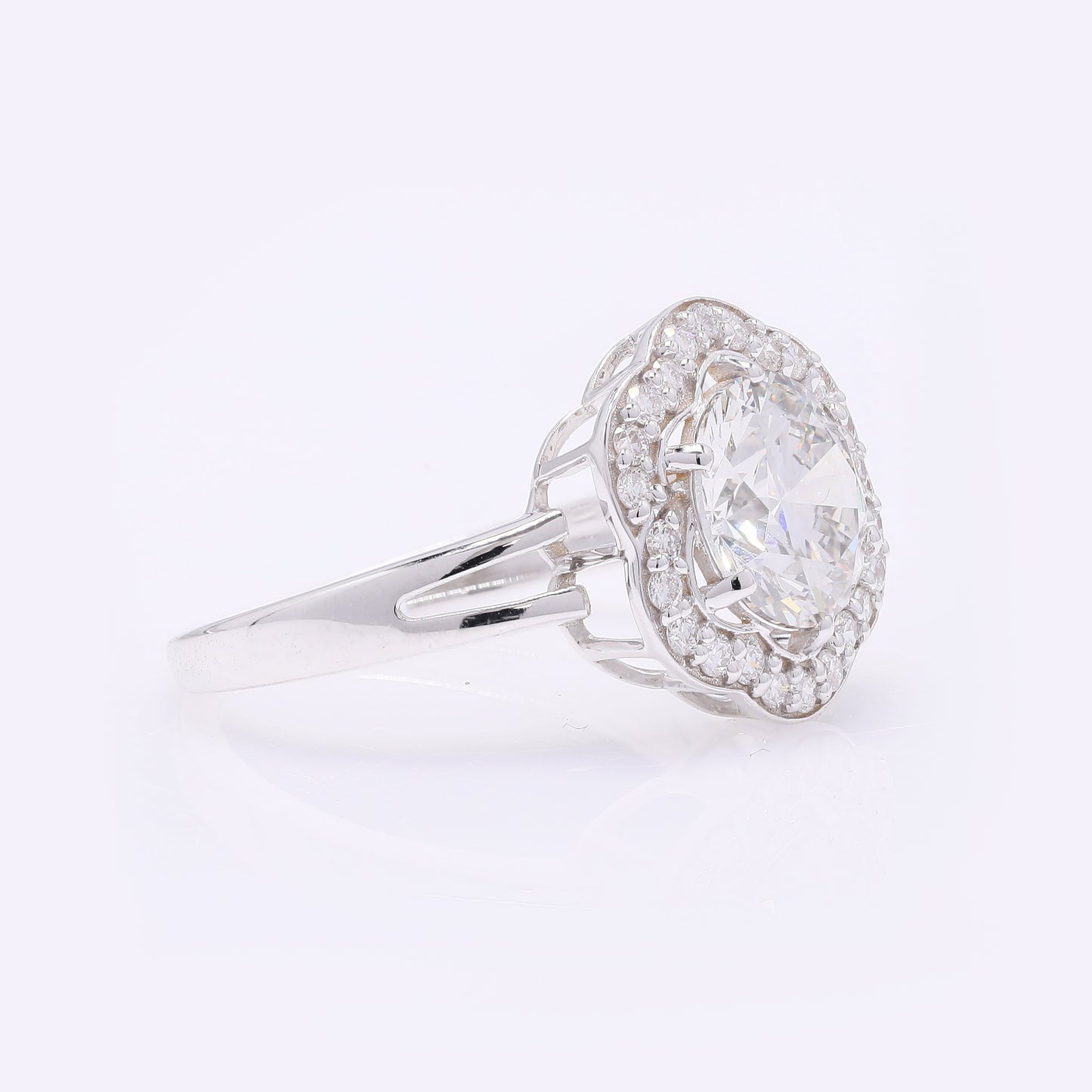 2.38 Carats Lab Grown Diamond 14K Gold Ring