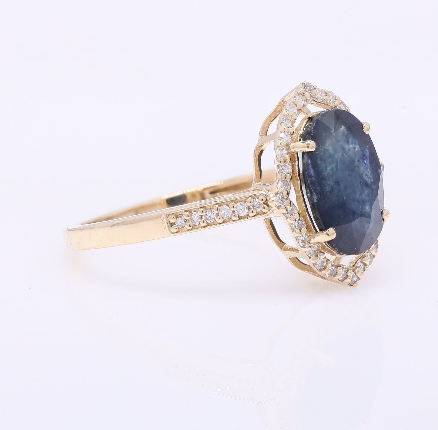 2.55 Ct Oval Mixed Cut Natural Sapphire 14K Gold Ring