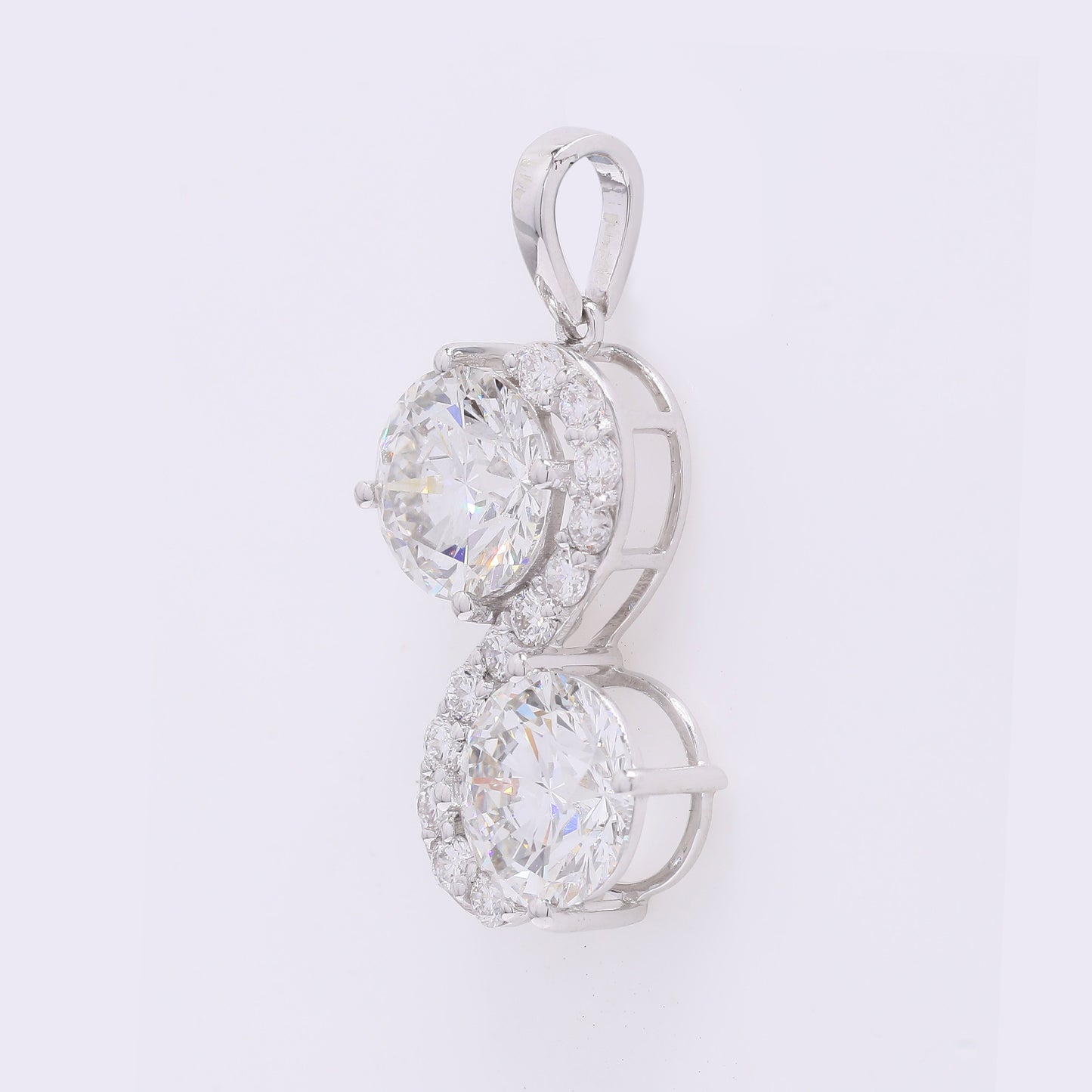 3.52 Carats Lab Grown Diamond 14K Gold Pendant