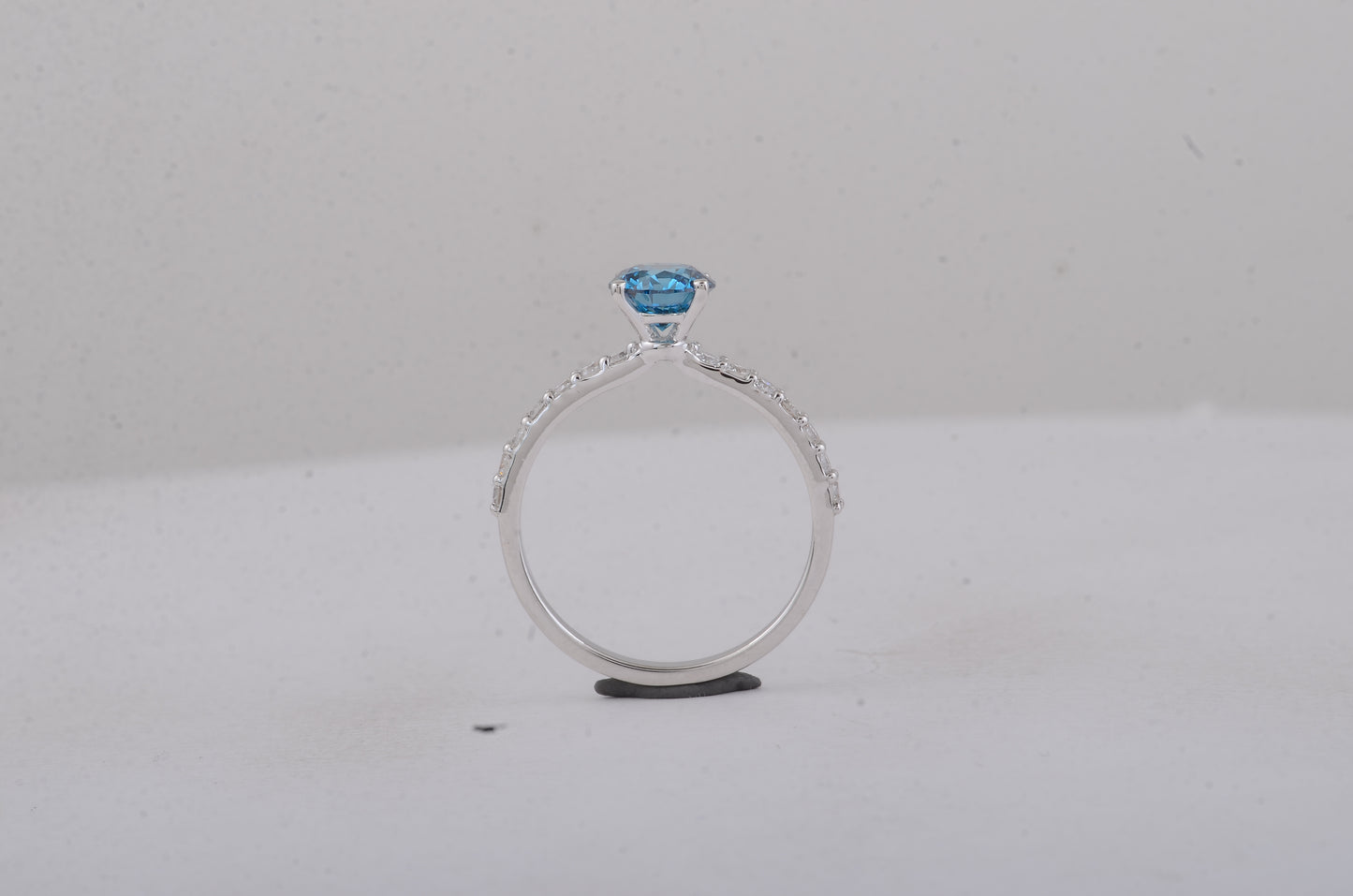 1.47 Carats Blue Lab Grown Diamond 14K Gold Ring