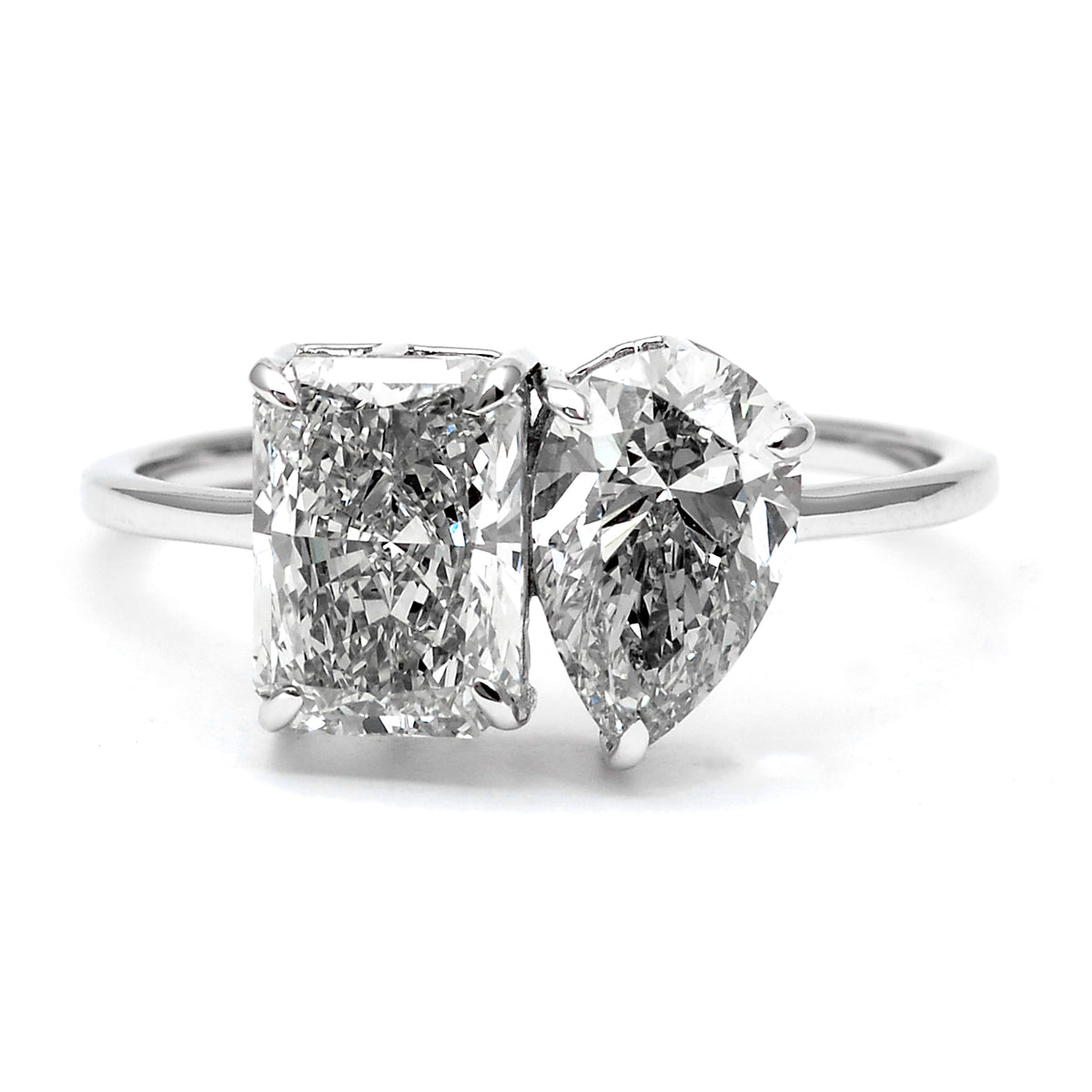 2.67 Carats Lab Grown Diamond 14K Gold Ring