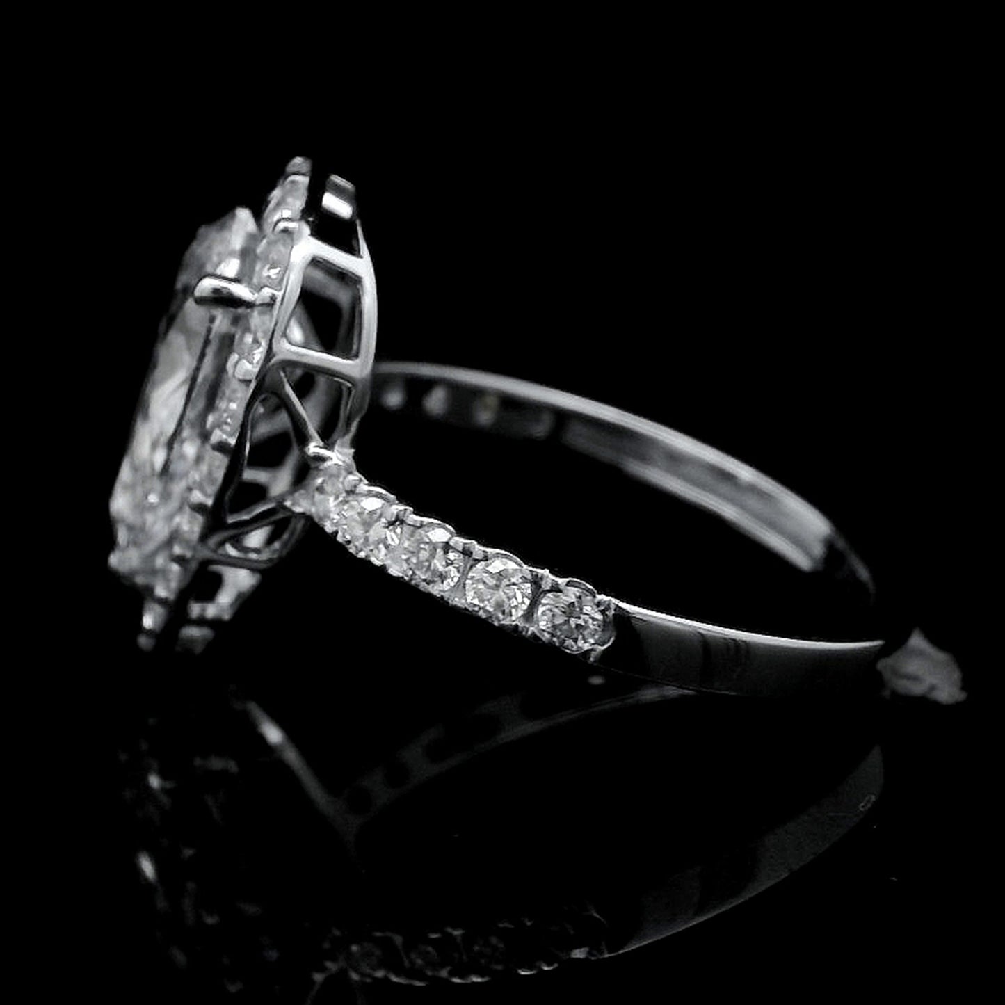 2.64 Carats Lab Grown Diamond 14K Gold Ring