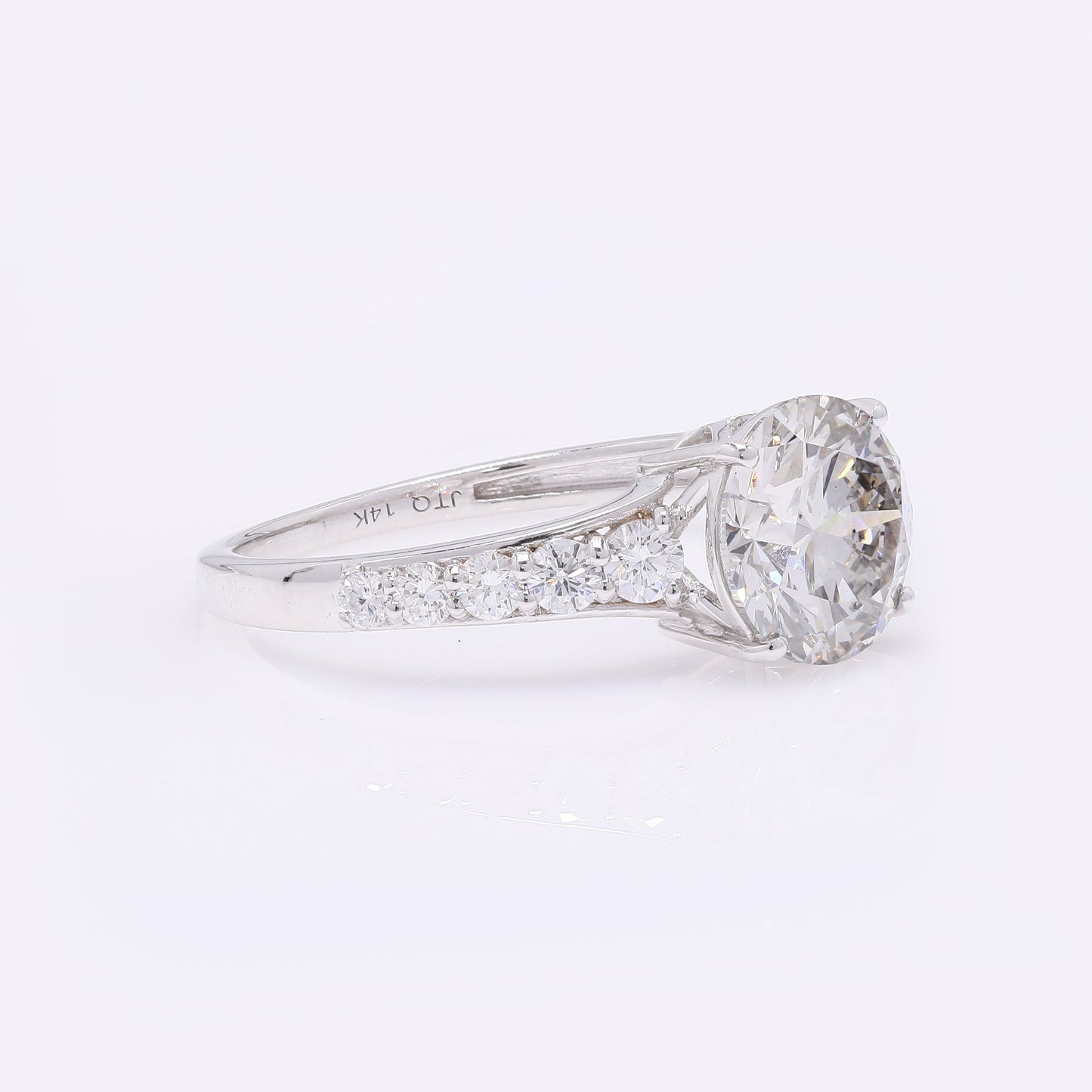 2.44 Carats Lab Grown Diamond 14K Gold Ring