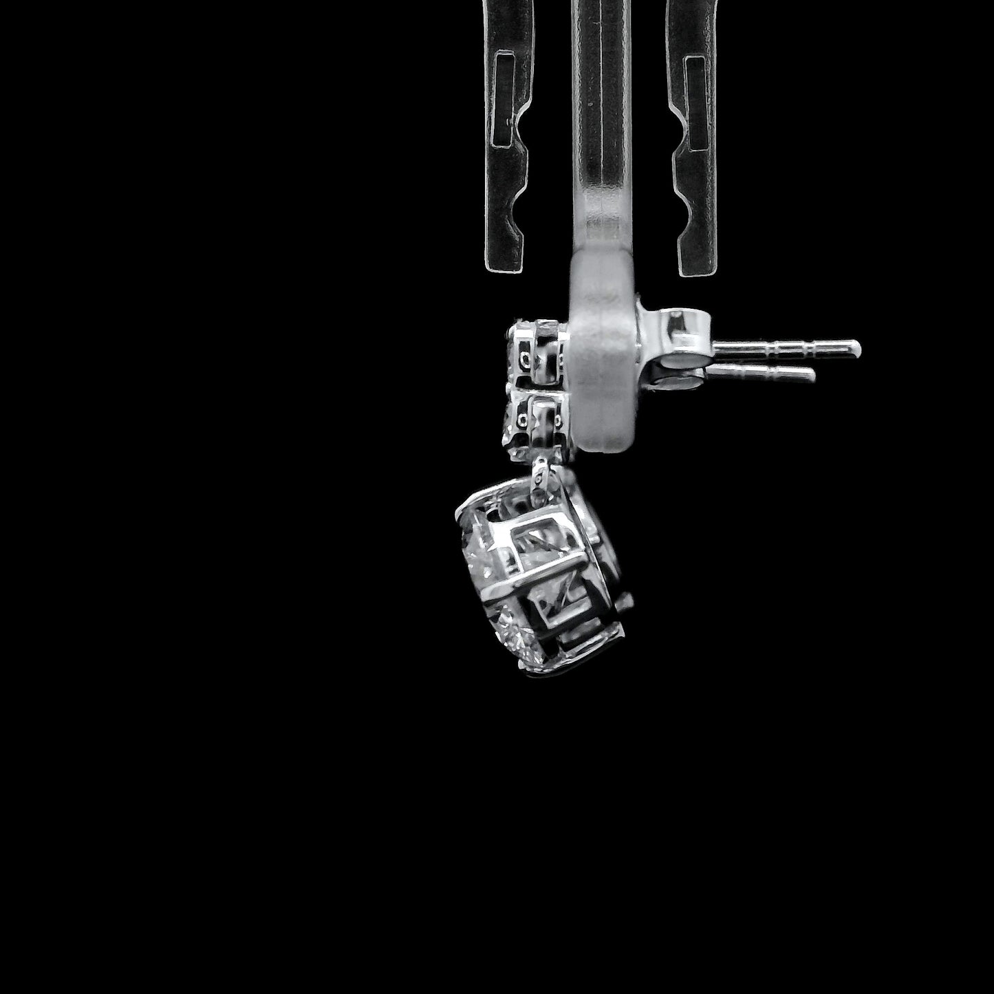 2.28 Ct Round Lab Grown Diamond 14K Gold Earrings