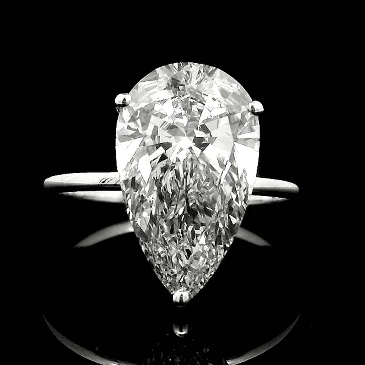 4.16 Carats Lab Grown Diamond 14K Gold Ring