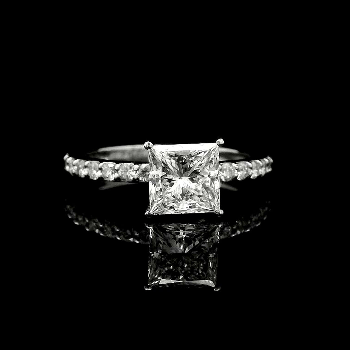 1.92 Carats Lab Grown Diamond 950 Platinum Ring