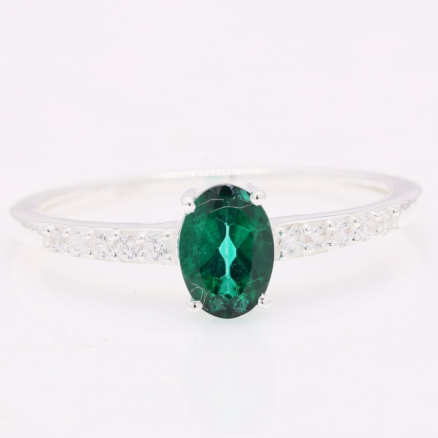 1.29 Ct Oval Green Topaz 925 Silver Ring