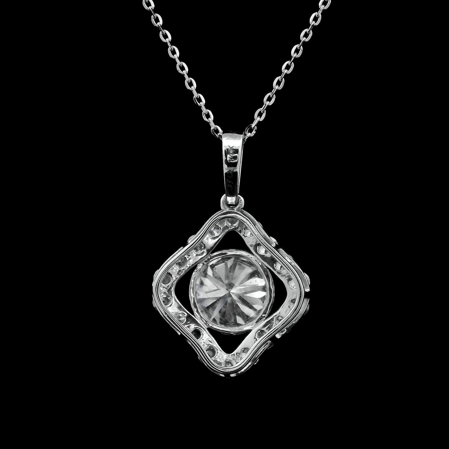 2.13 Carats Lab Grown Diamond 14K Gold Pendant
