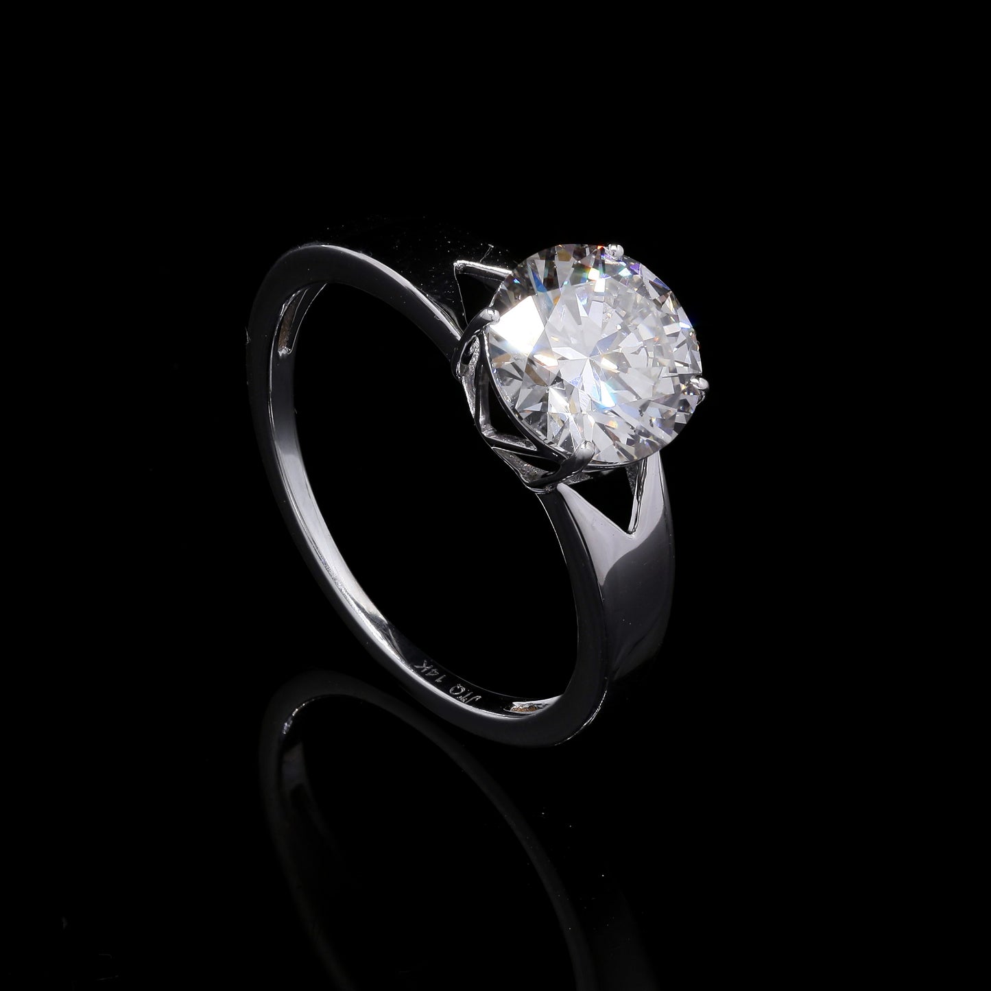 2.01 Carats Lab Grown Diamond 14K Gold Ring