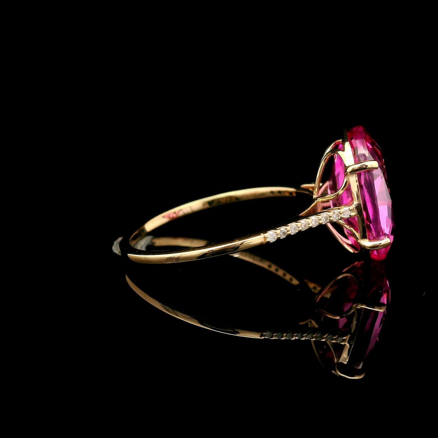 6.50 Ct Oval Mixed Cut Lab Grown Pink Sapphire 14K Gold Ring
