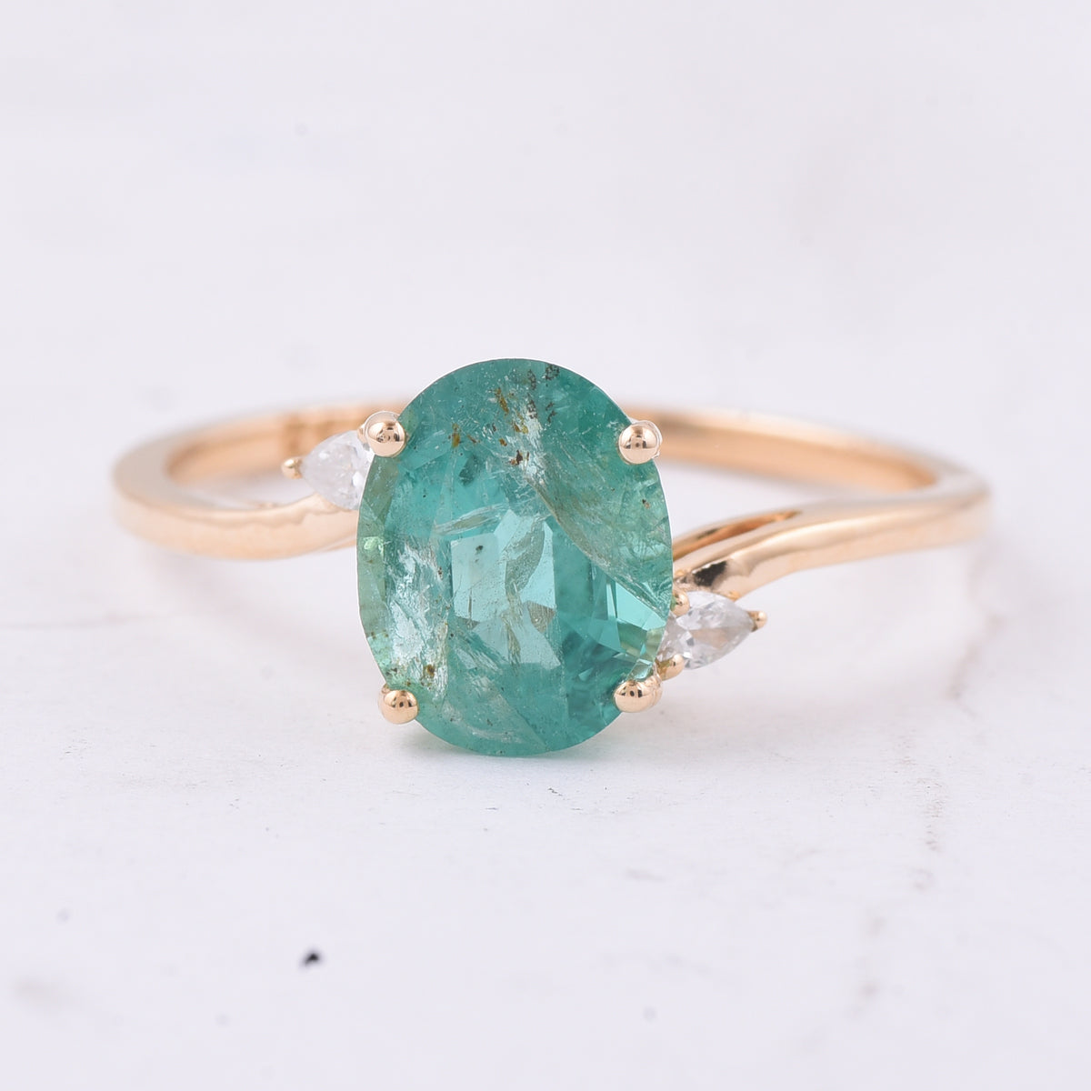 1.18 Ct Oval Natural Emerald 14K Gold Ring