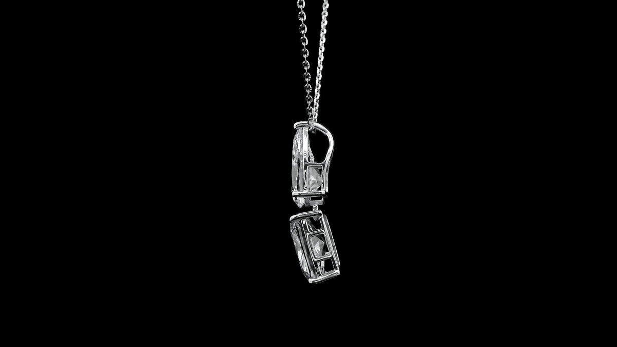 3.27 Carats Lab Grown Diamond 14K Gold Pendant