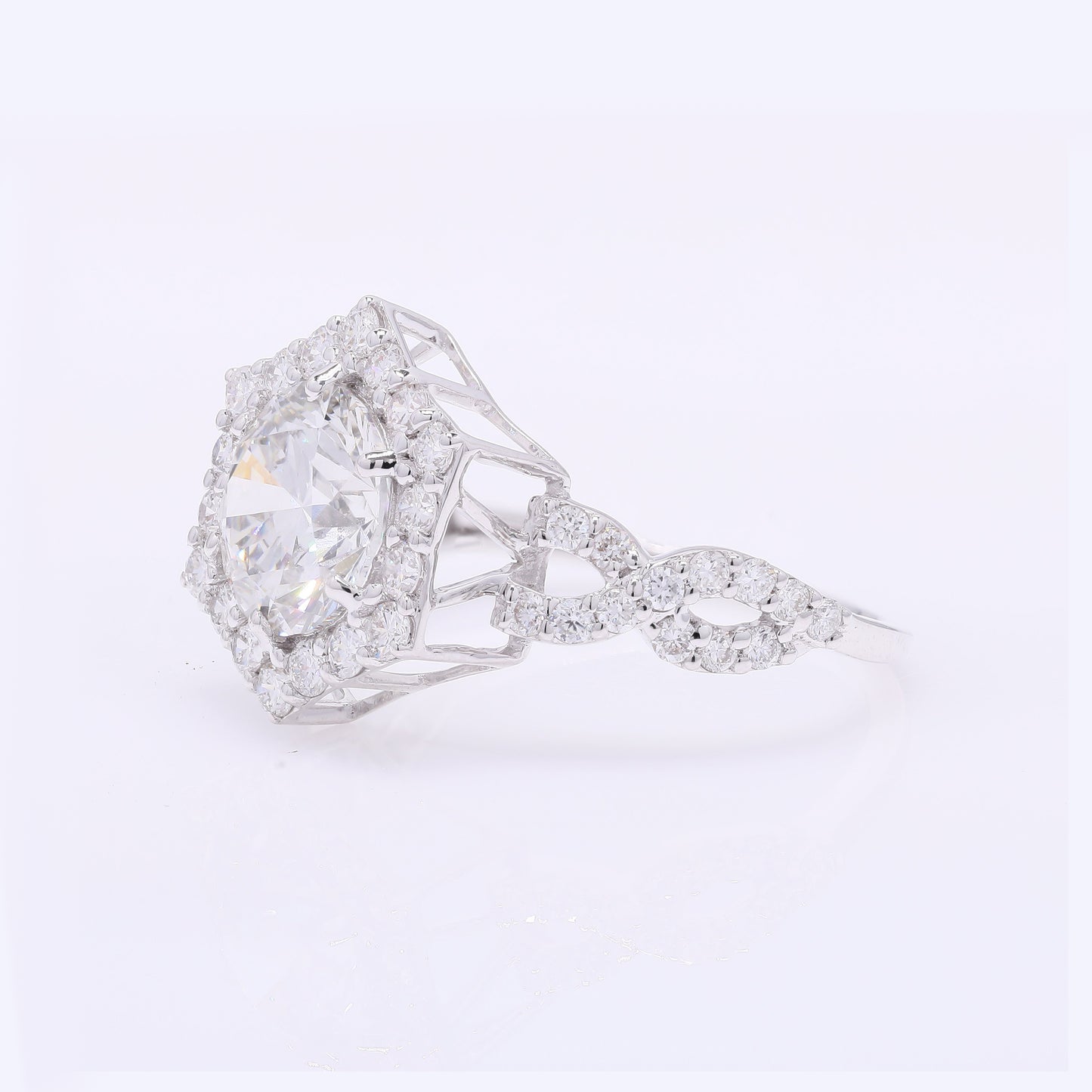 2.90 Carats Lab Grown Diamond 14K Gold Ring