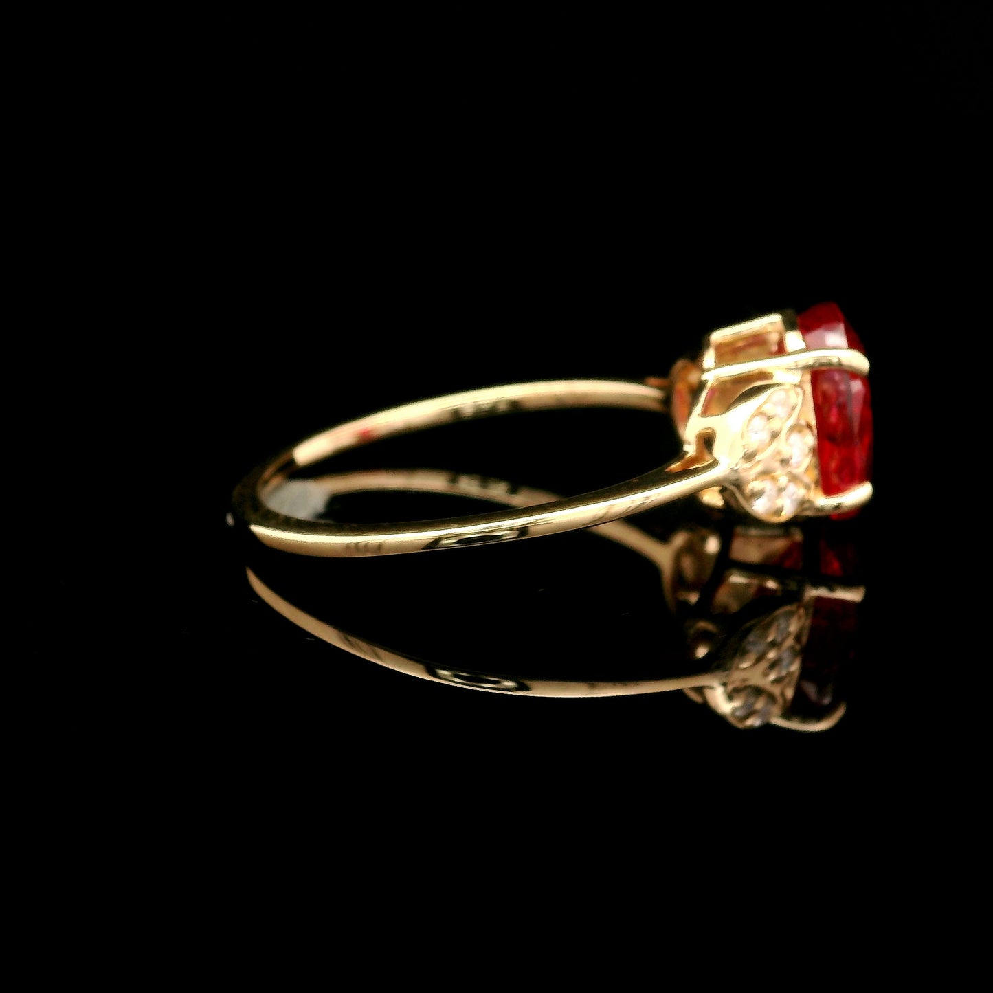 2.28 Ct Oval Mixed Cut Lab Grown Ruby 14K Gold Ring