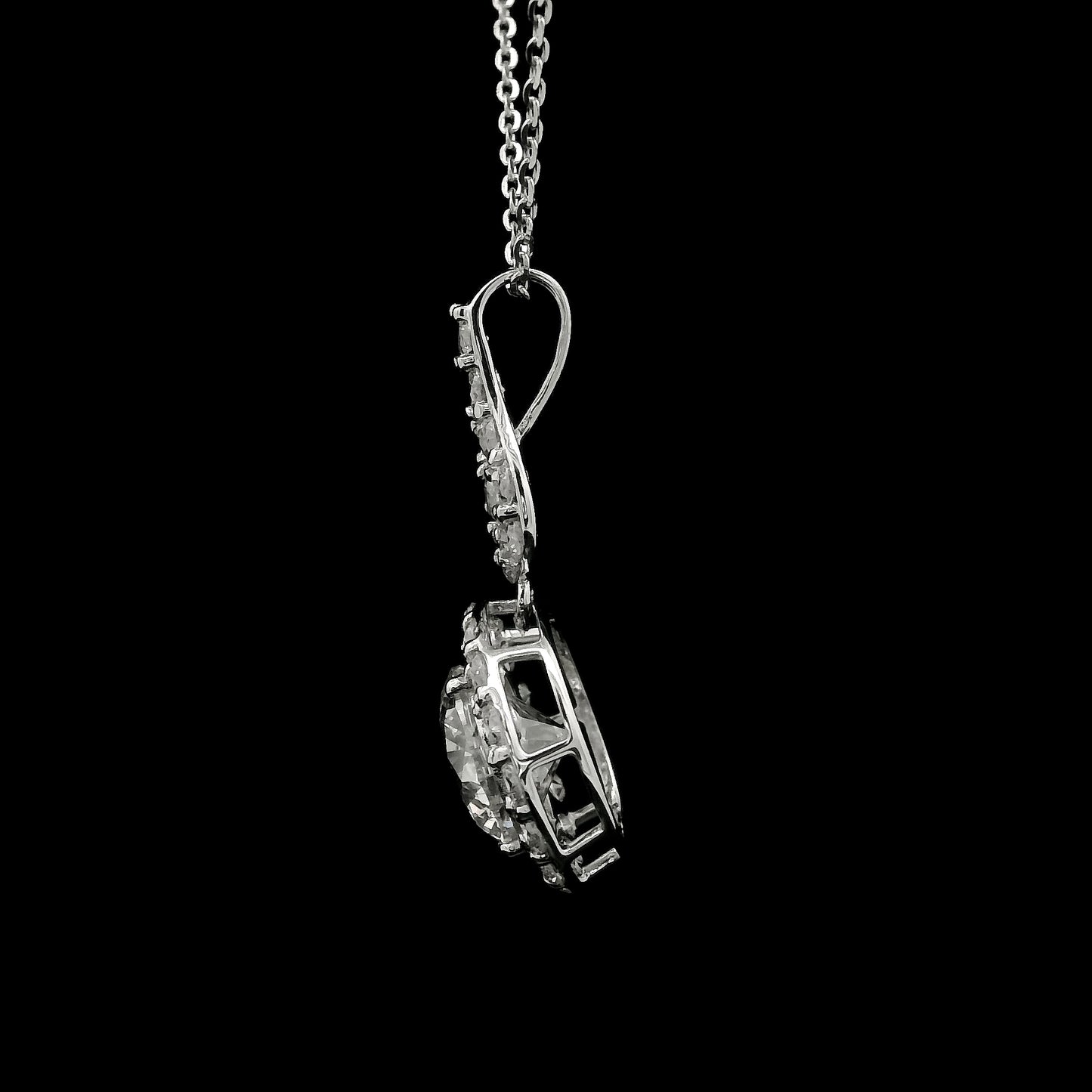 2.20 Carats Lab Grown Diamond 14K Gold Pendant