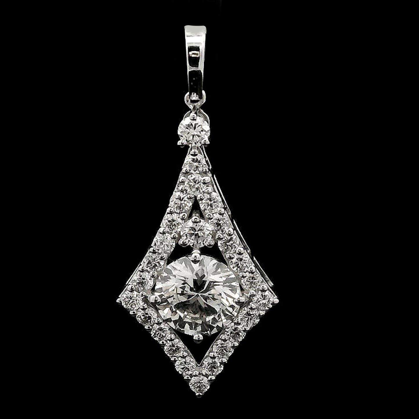 2.35 Carats Lab Grown Diamond 14K Gold Pendant