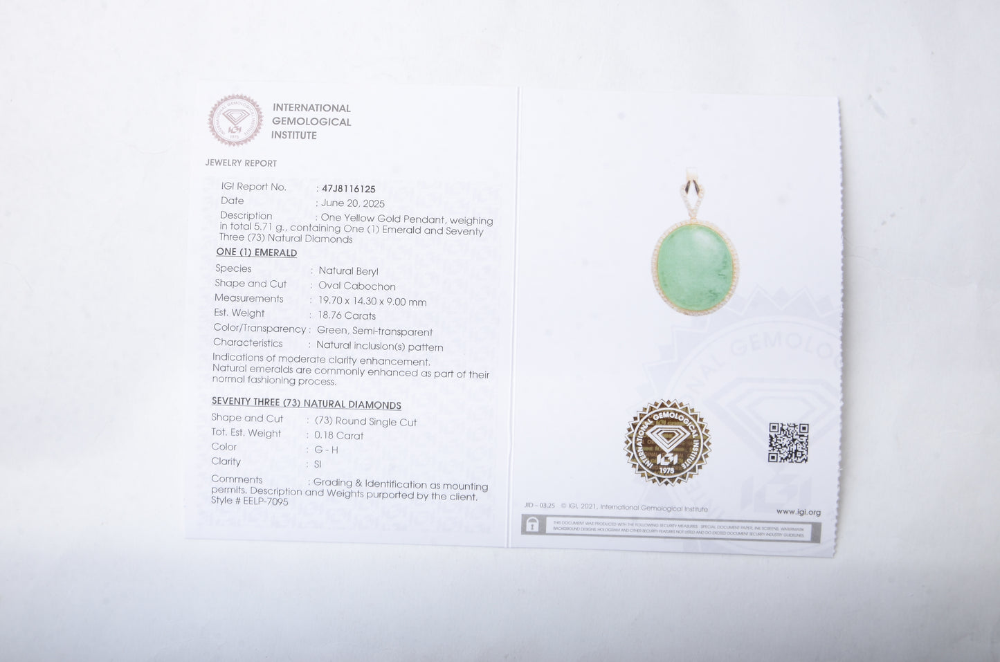 18.94 Ct Oval Cabochon Natural Beryl Emerald 14K Gold Pendant