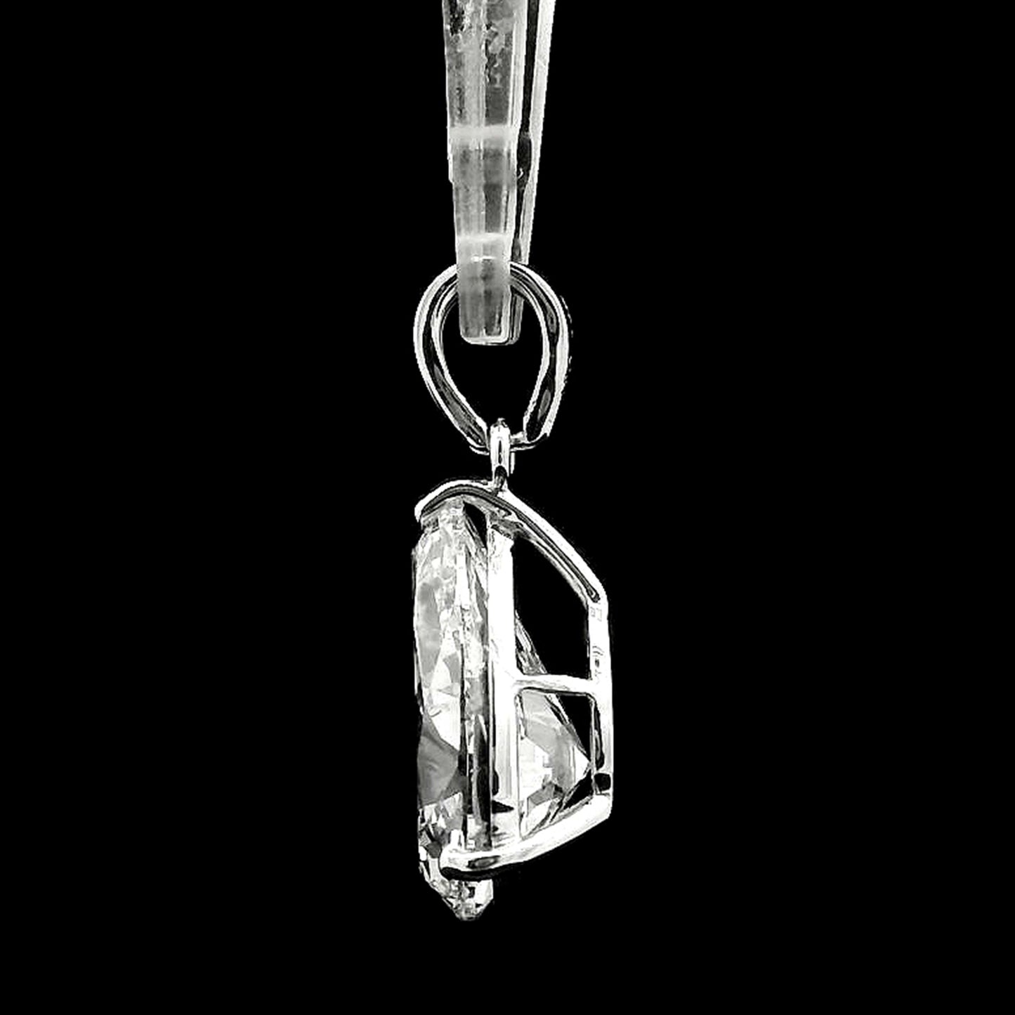 4.47 Carats Lab Grown Diamond 14K Gold Pendant