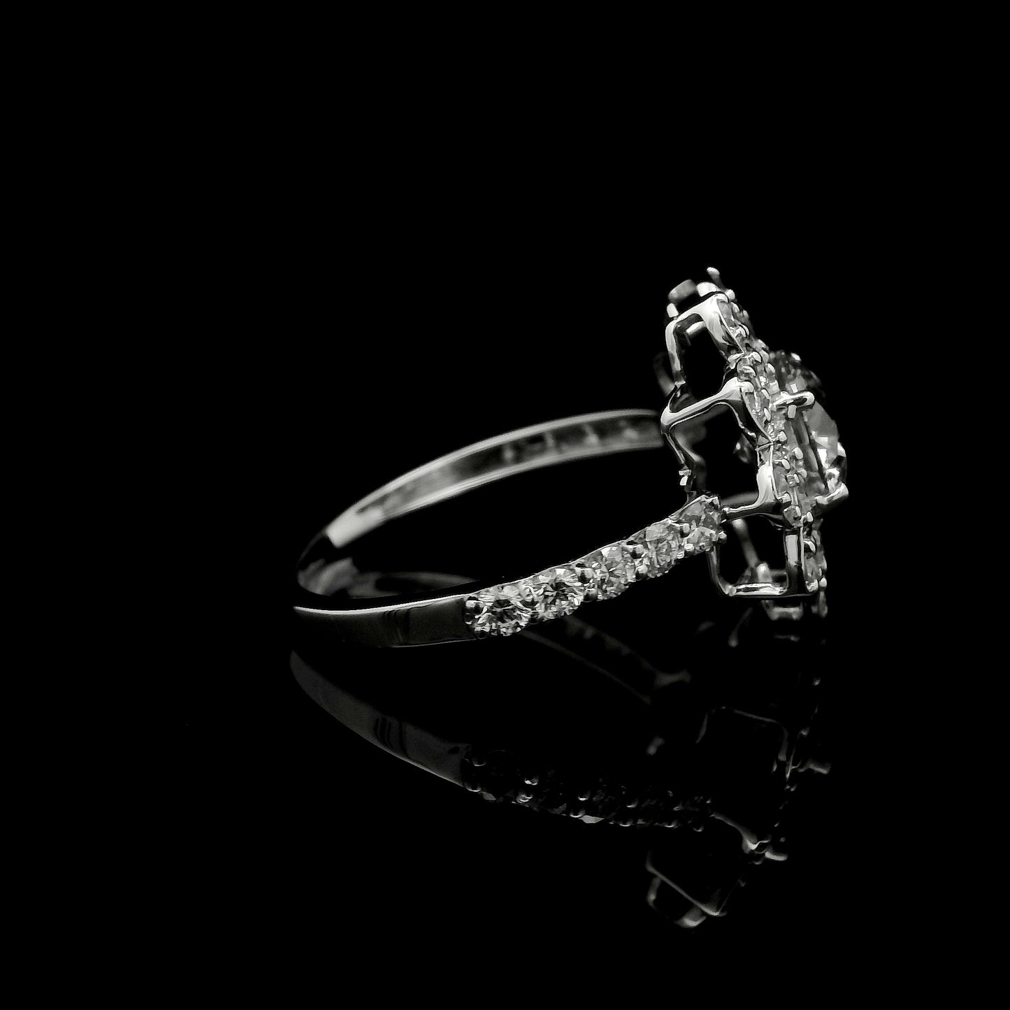 2.06 Carats Lab Grown Diamond 14K Gold Ring