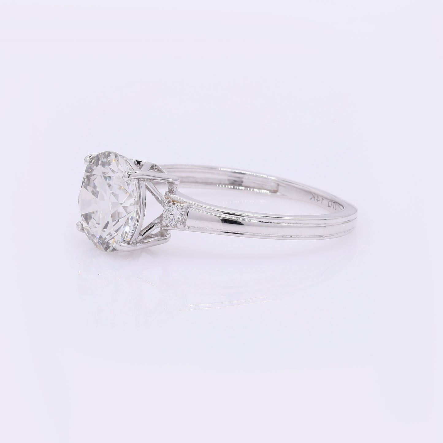 2.16 Carats Lab Grown Diamond 14K Gold Ring