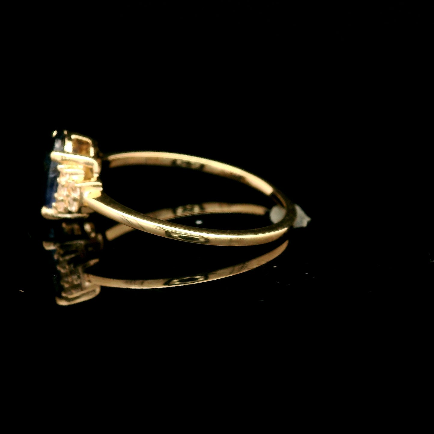 1.50 Ct Oval Mixed Cut Natural Corundum Sapphire 14K Gold Ring