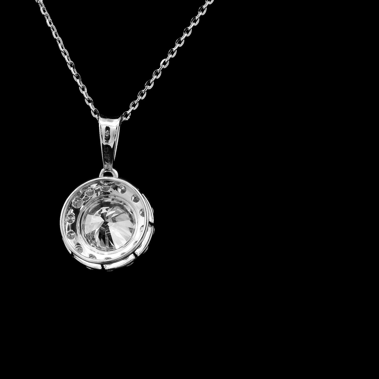 2.03 Carats Lab Grown Diamond 14K Gold Pendant