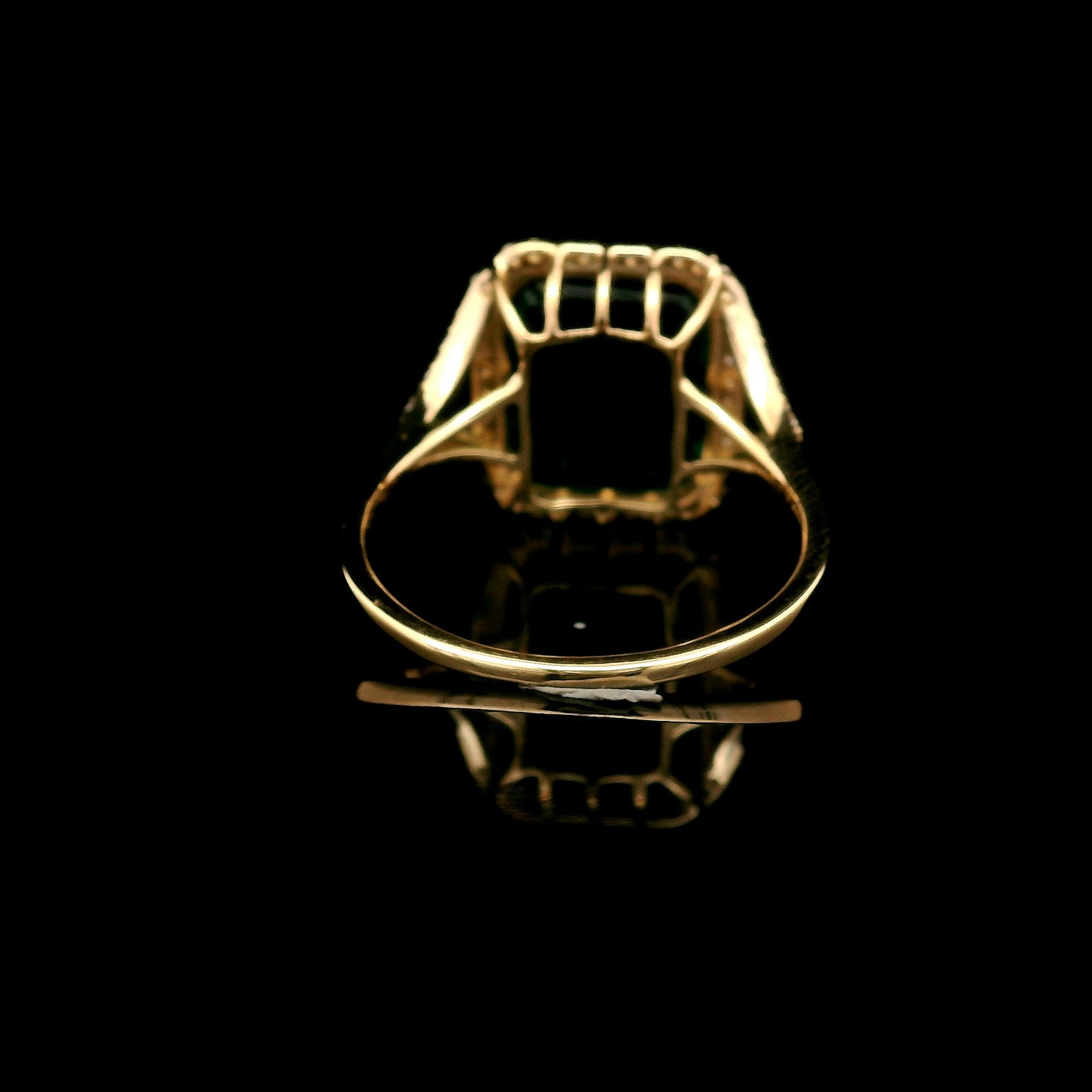 5.32 Ct Emerald Cut Lab Grown Emerald 14K Gold Ring