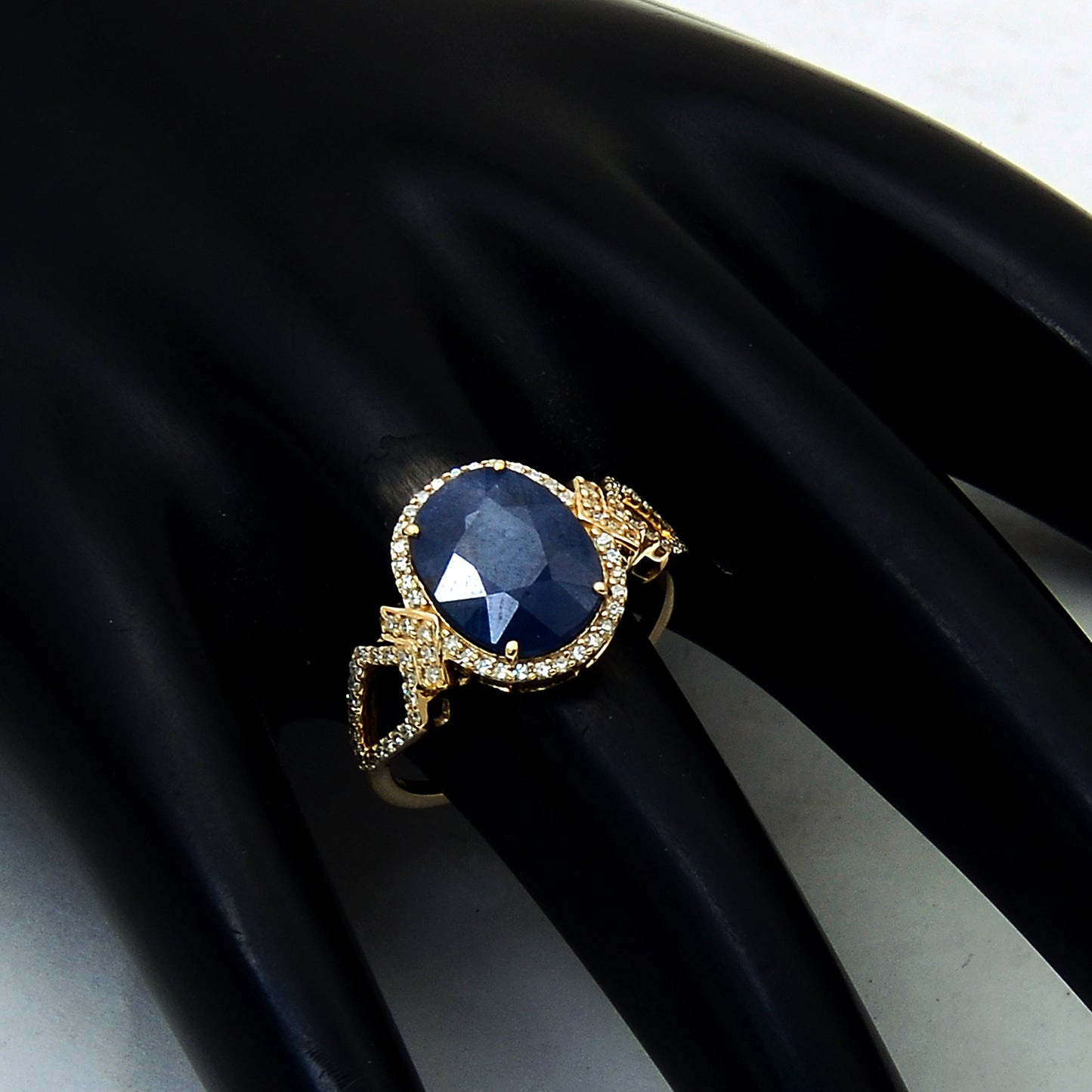 3.49 Ct Oval Mixed Cut Natural Sapphire 14K Gold Ring