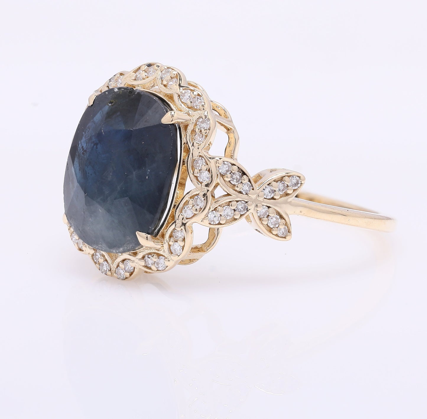 4.81 Ct Oval Mixed Cut Natural Sapphire 14K Gold Ring