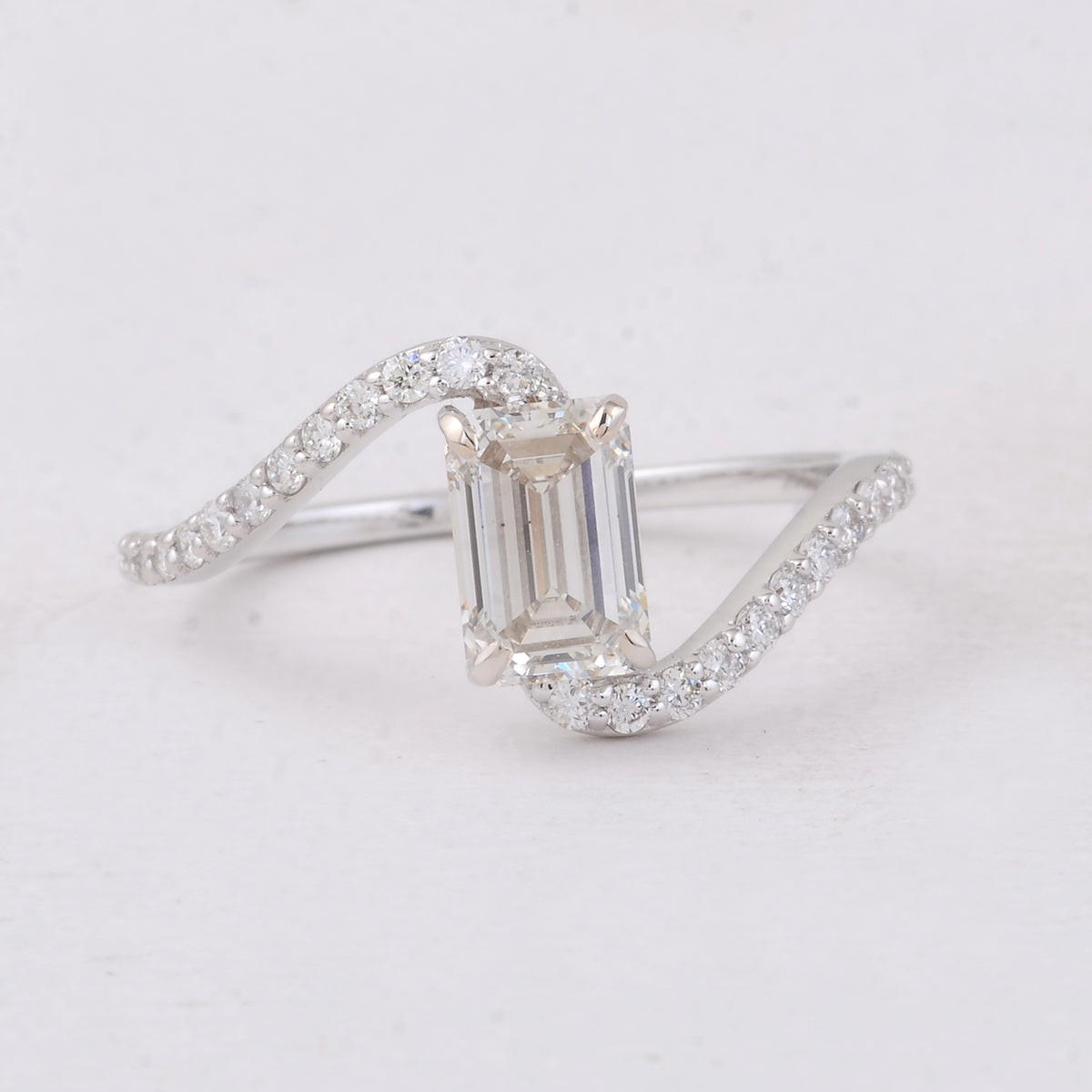 1.33 Carats Lab Grown Diamond 14K Gold Ring