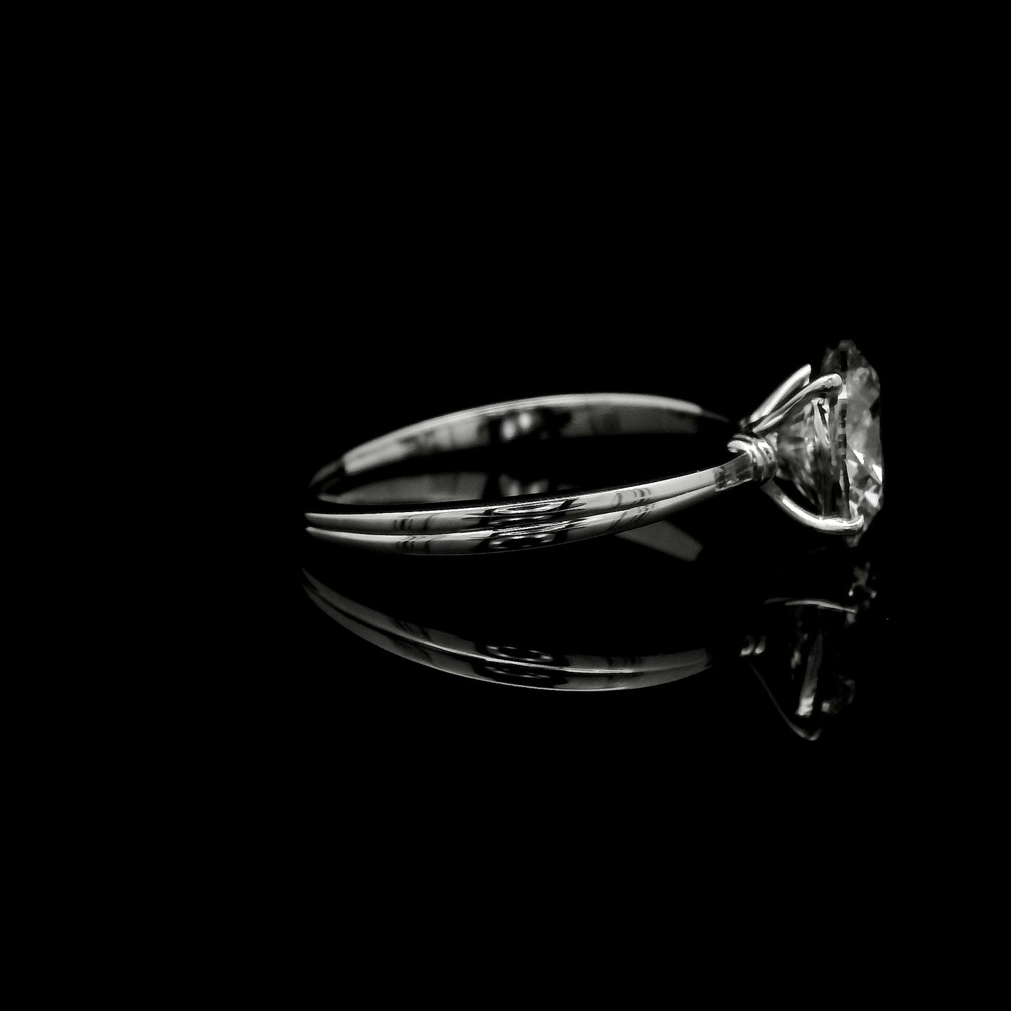 2.04 Carats Lab Grown Diamond 14K Gold Ring