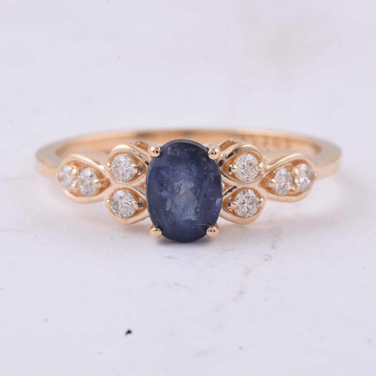 1.38 Ct Oval Natural Sapphire 14K Gold Ring