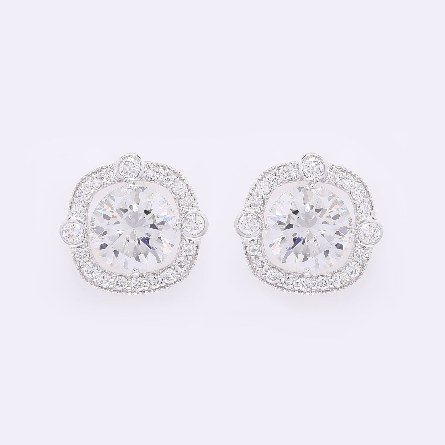 4.74 Carats Lab Grown Diamond 14K Gold Earrings