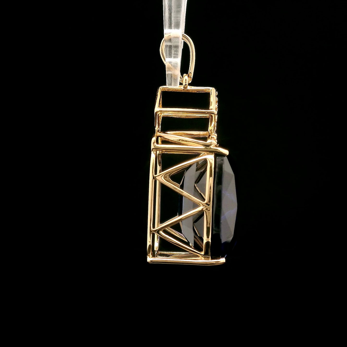 13.65 Ct Rectangular Cushion Mixed Cut Lab Grown Sapphire 14K Gold Pendant