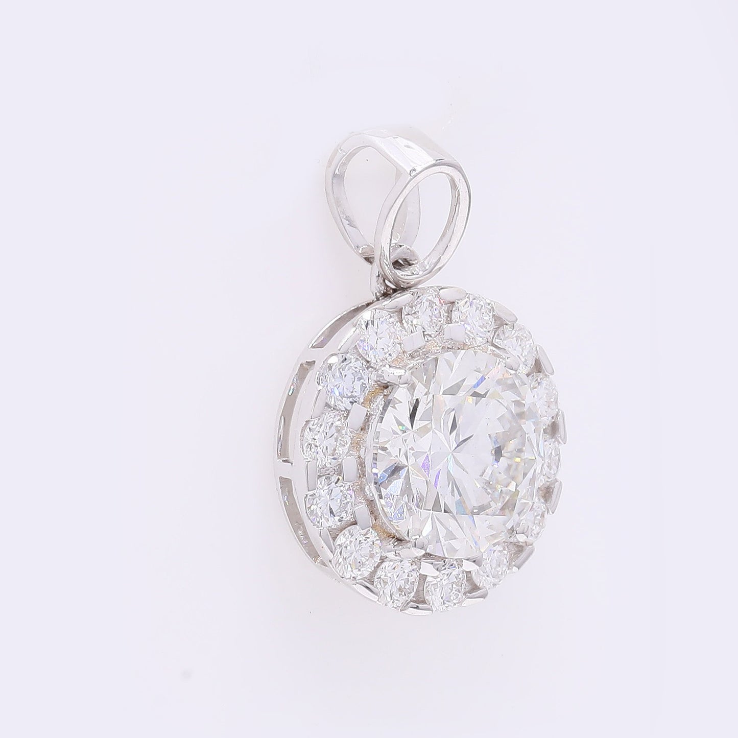 2.24 Carats Lab Grown Diamond 14K Gold Pendant