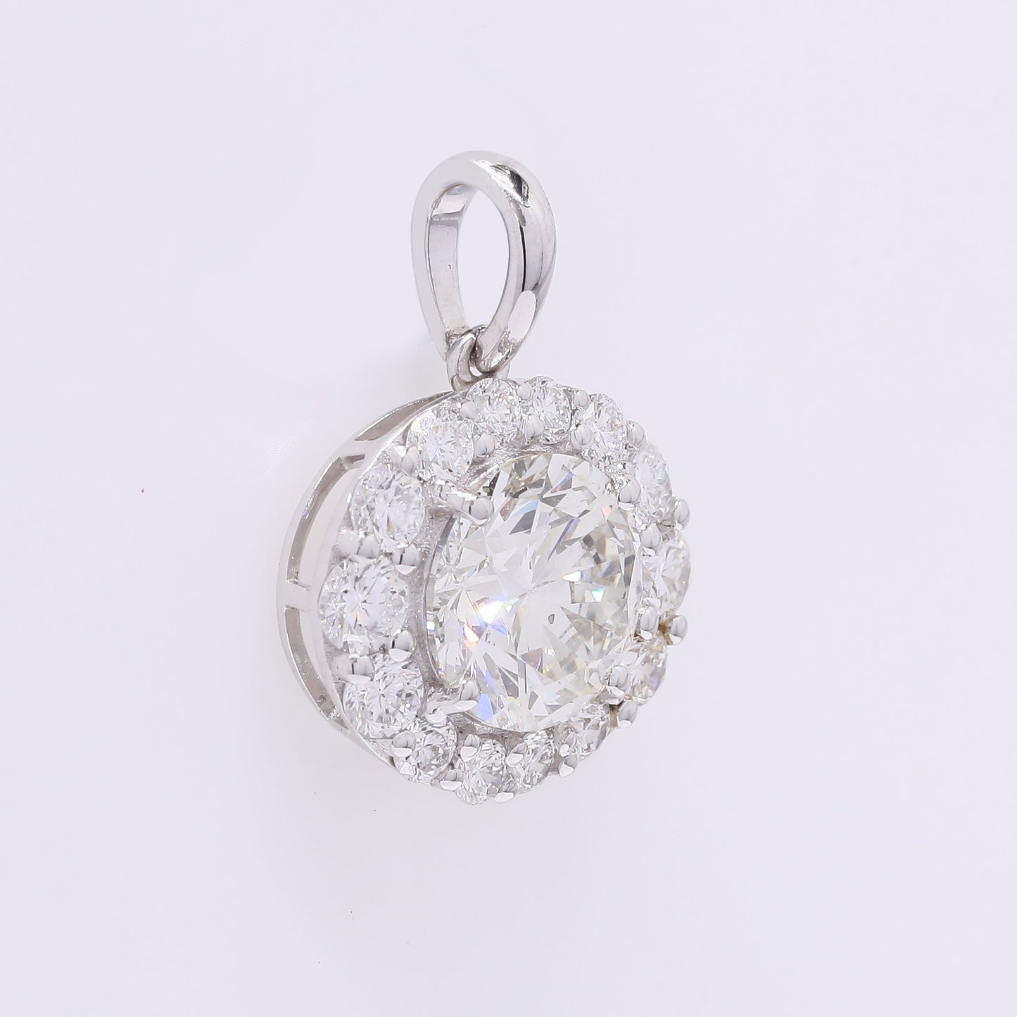 2.22 Carats Lab Grown Diamond 14K Gold Pendant